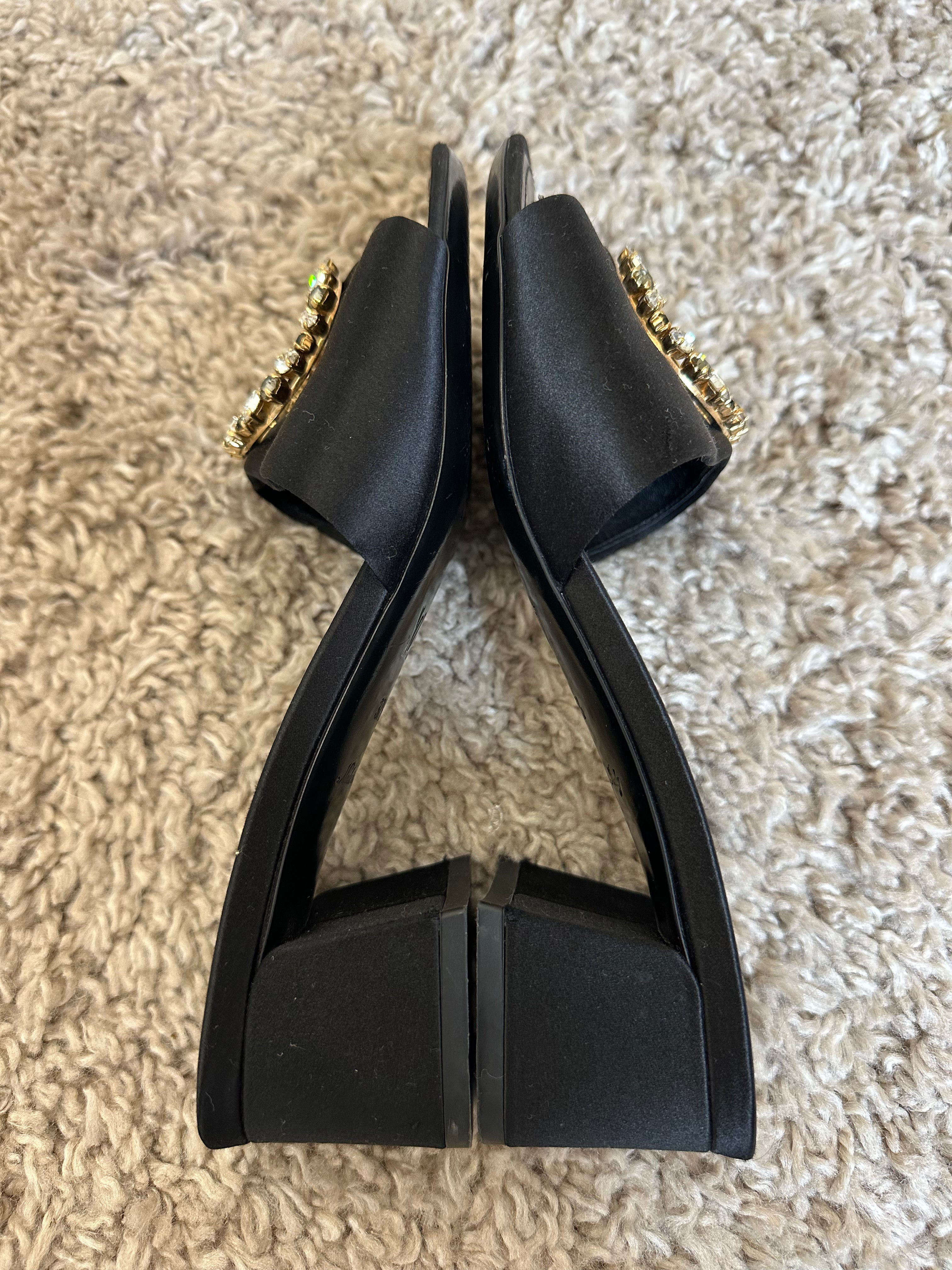 Louis Vuitton Heels (EU37.5)