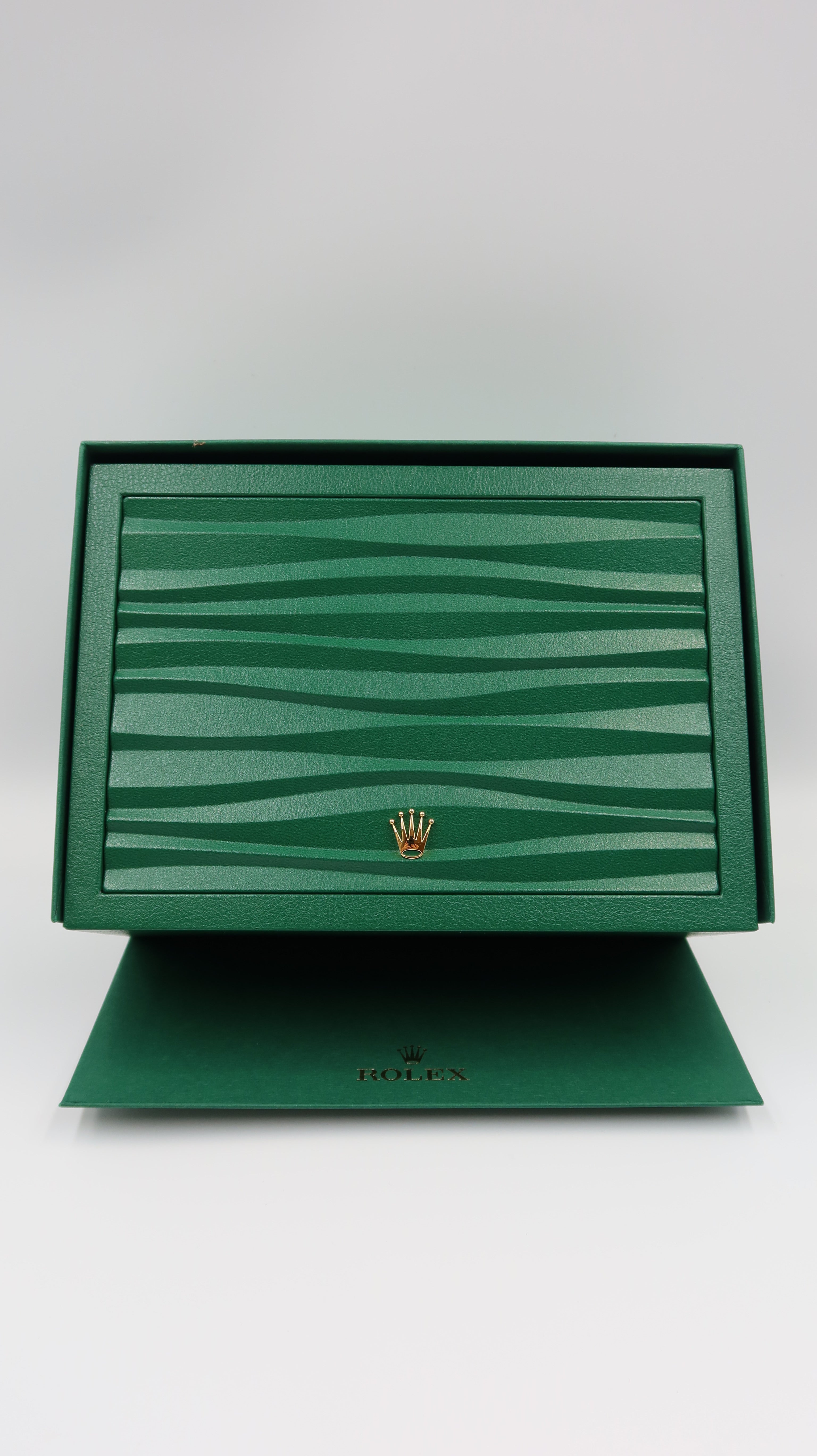 Rolex Oyster Perpetual (31mm)