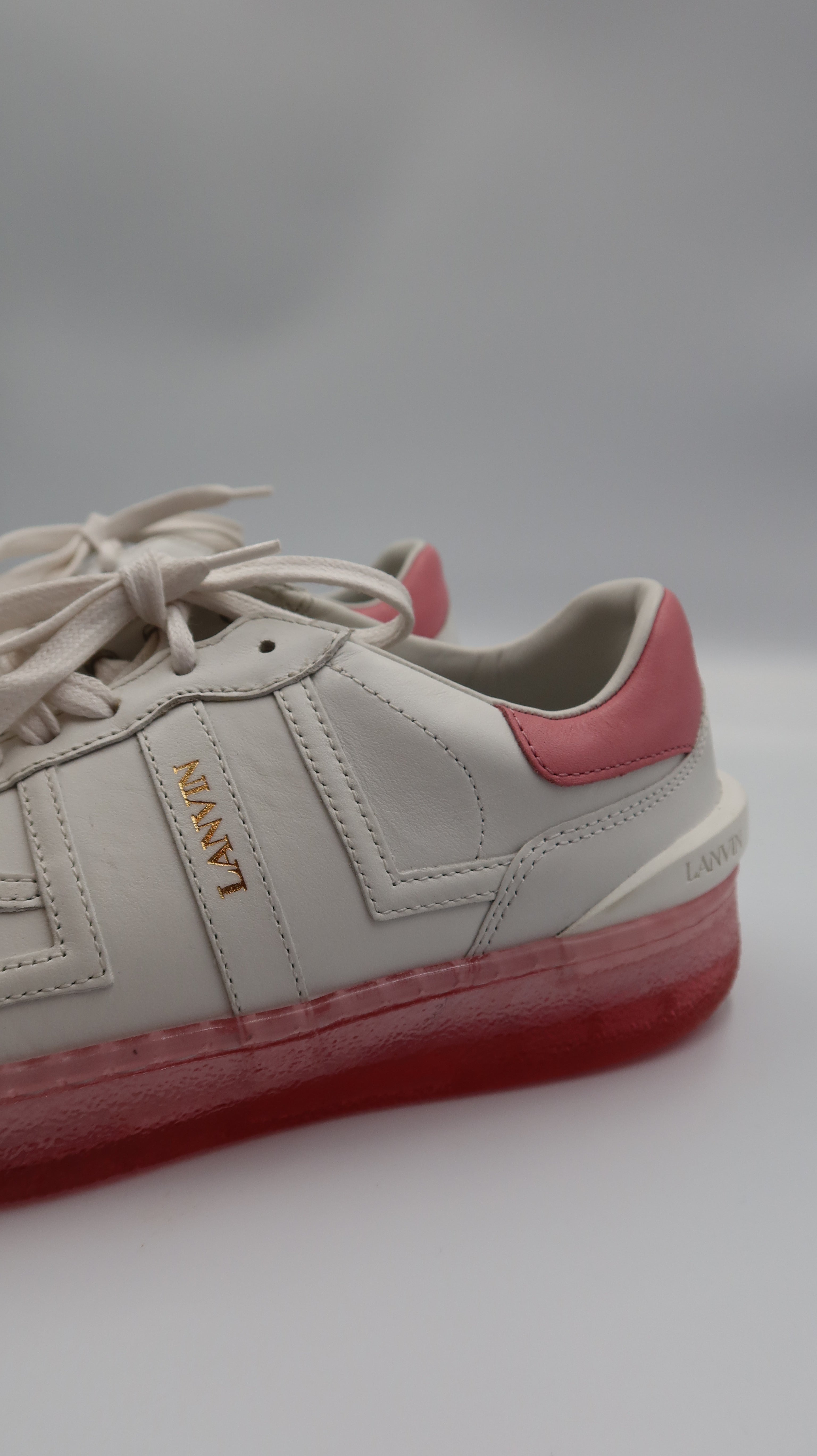 Lanvin Sneakers (EU38)