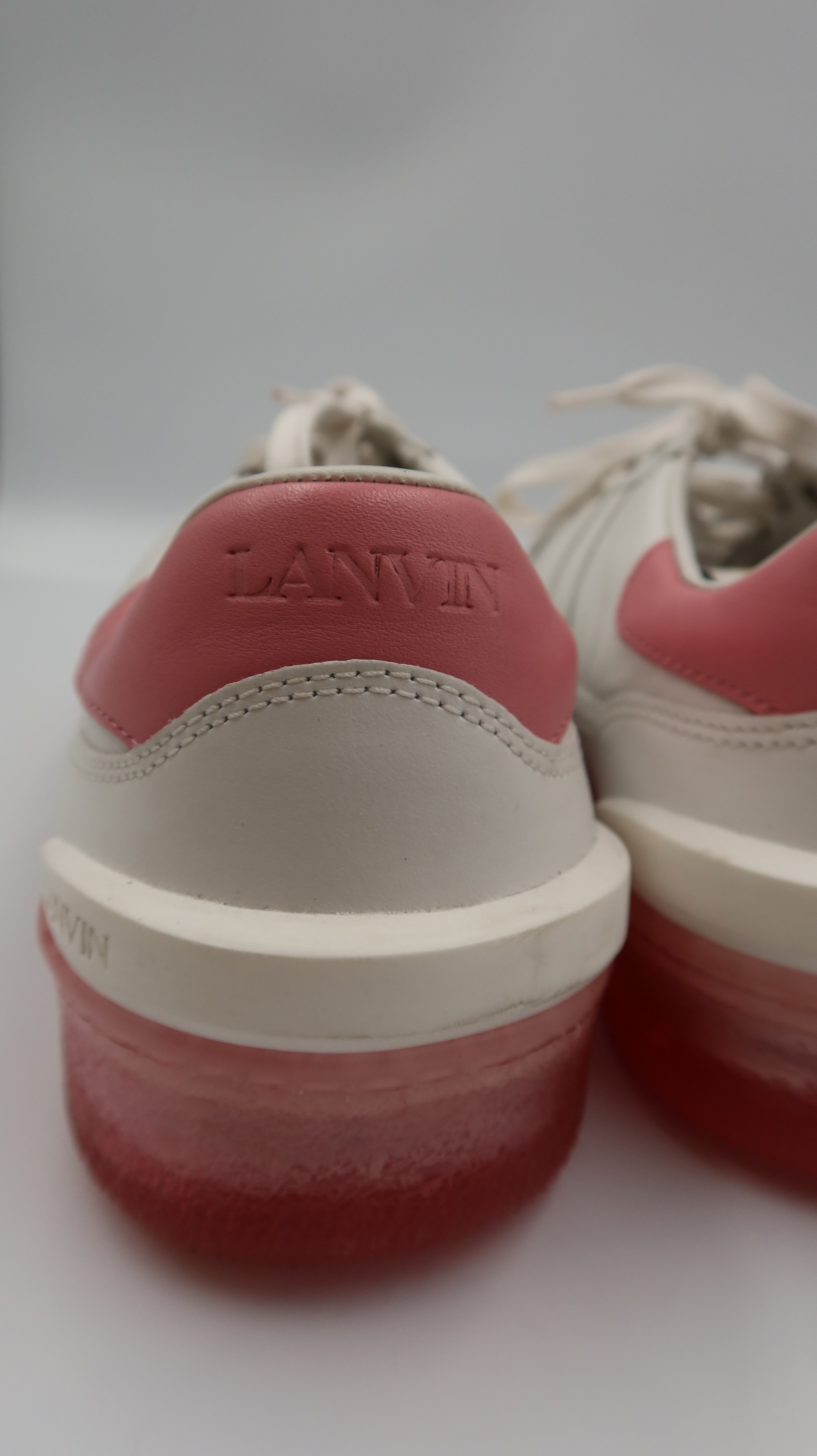 Lanvin Sneakers (EU38)