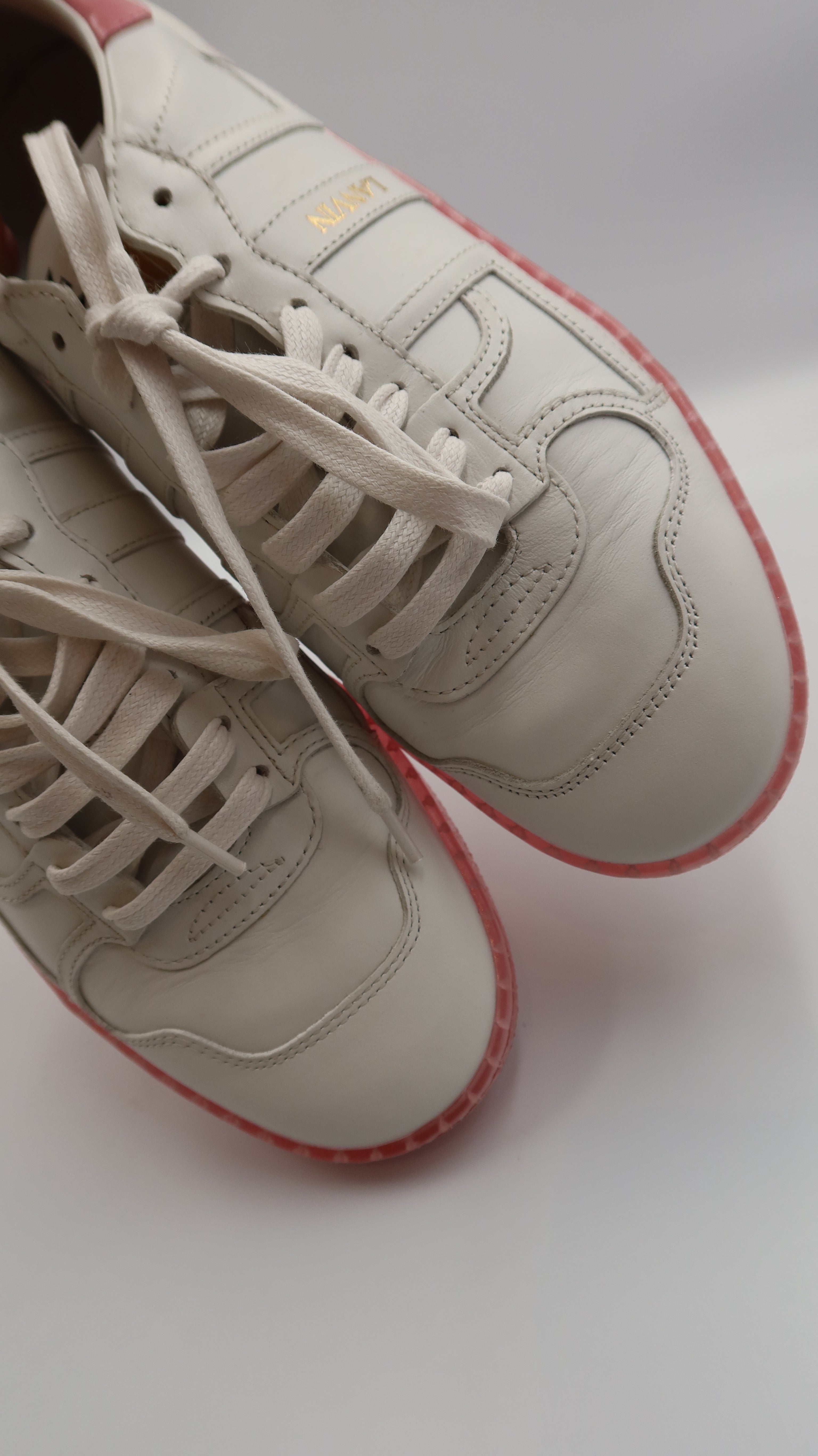 Lanvin Sneakers (EU38)