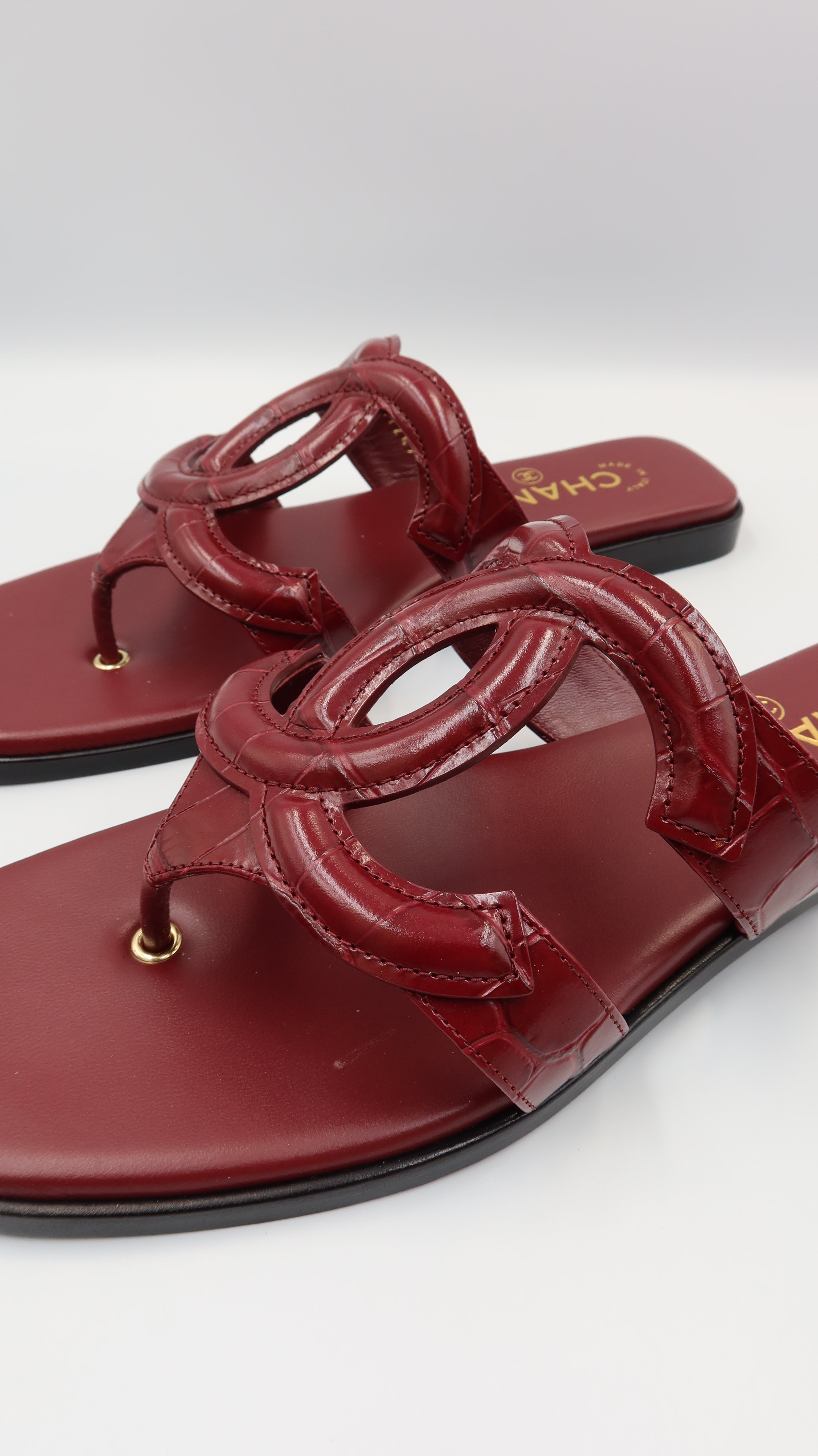 Chanel Thong Sandals *EU38/Unworn*
