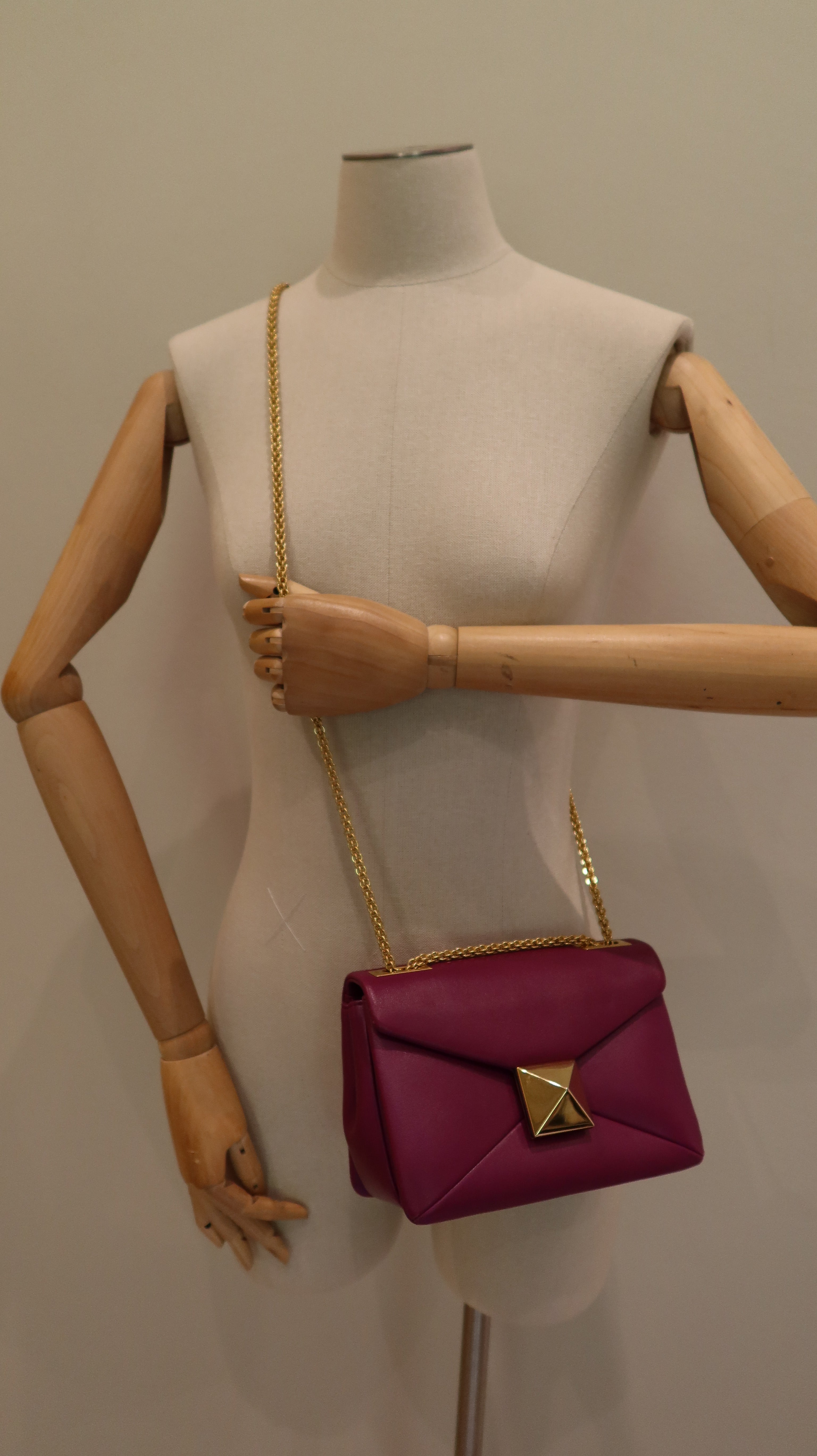 Valentino One Stud Chain Bag