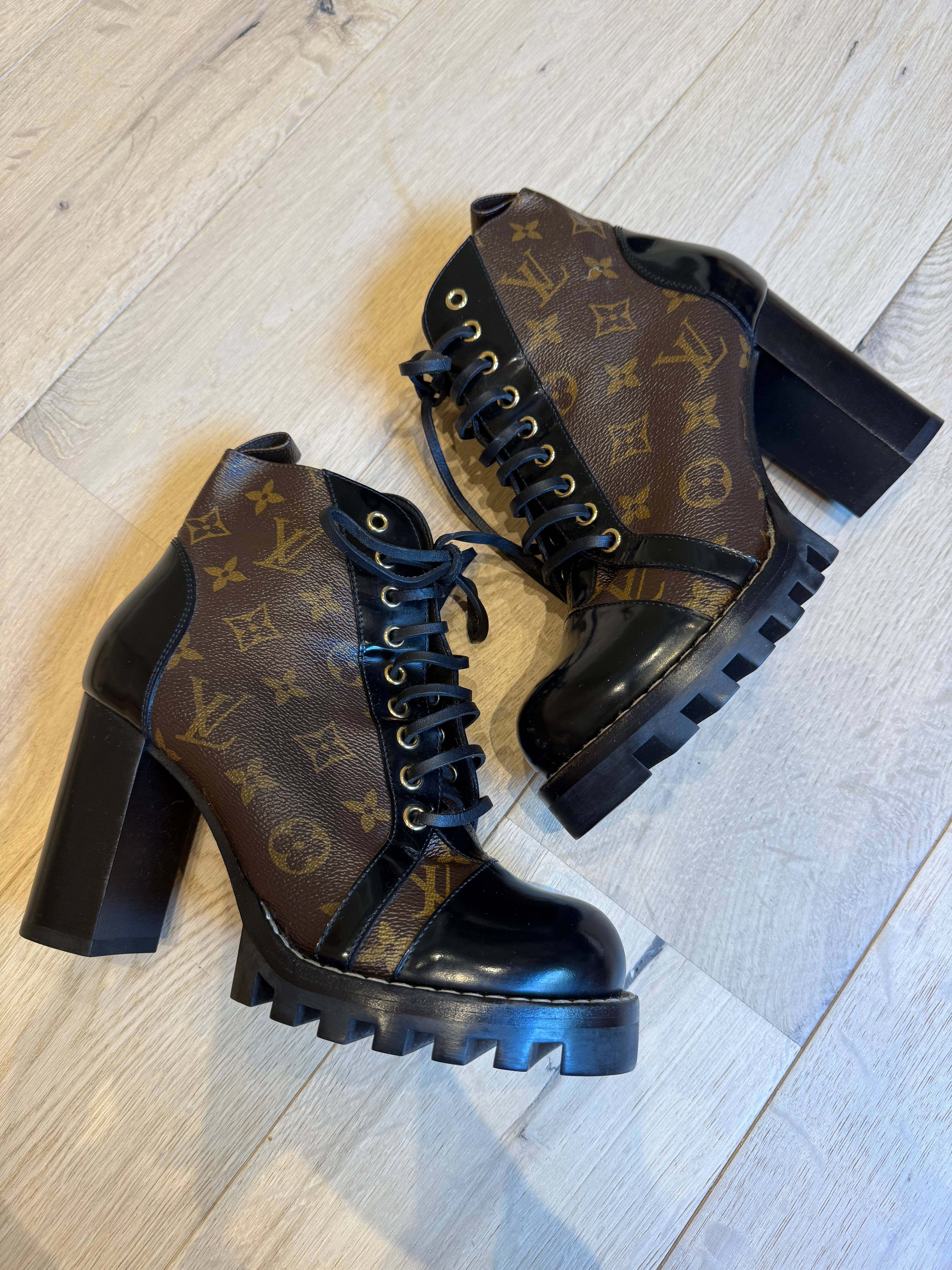 Louis Vuitton Boots (EU38.5)