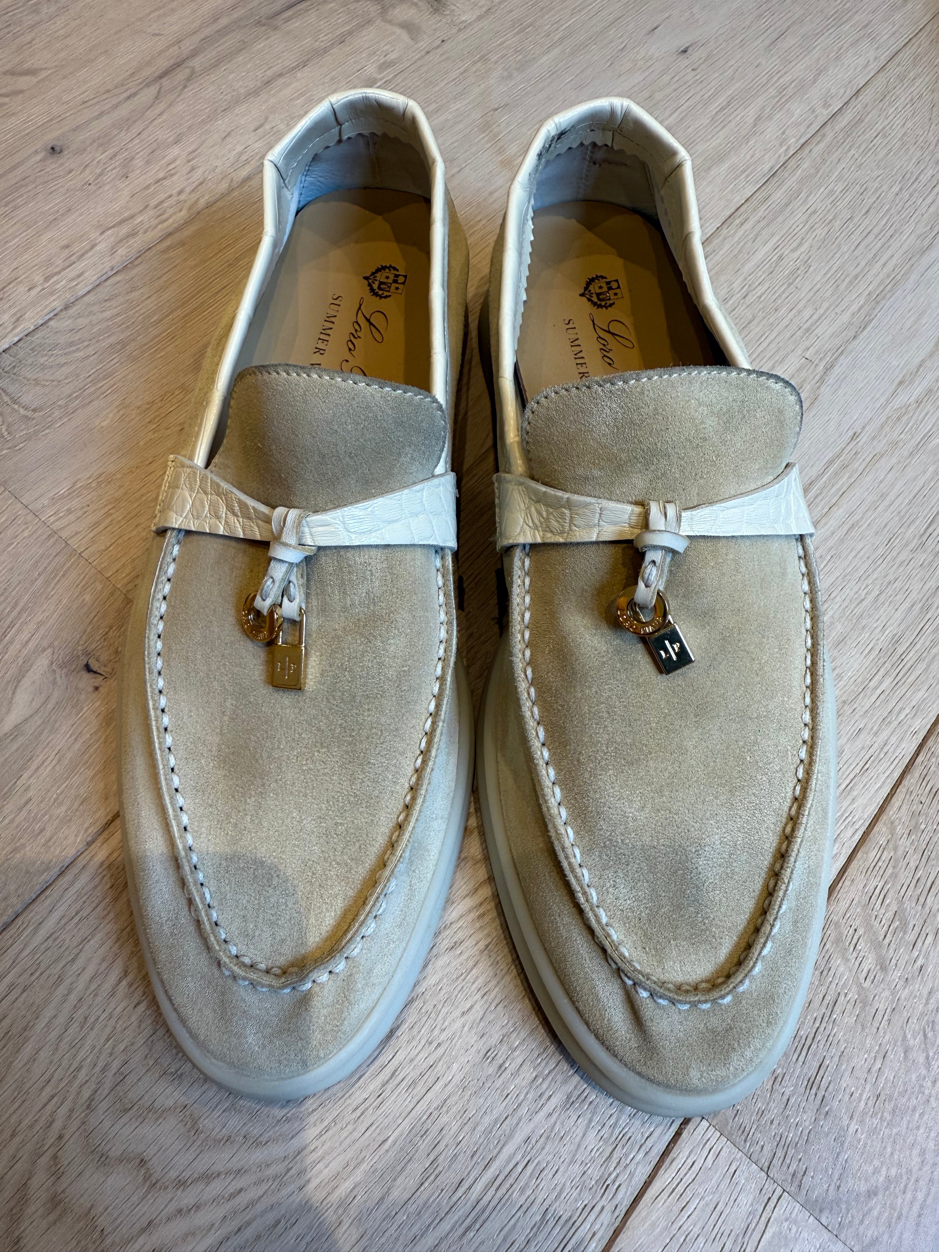 Loro Piana Summer Walks (EU37)