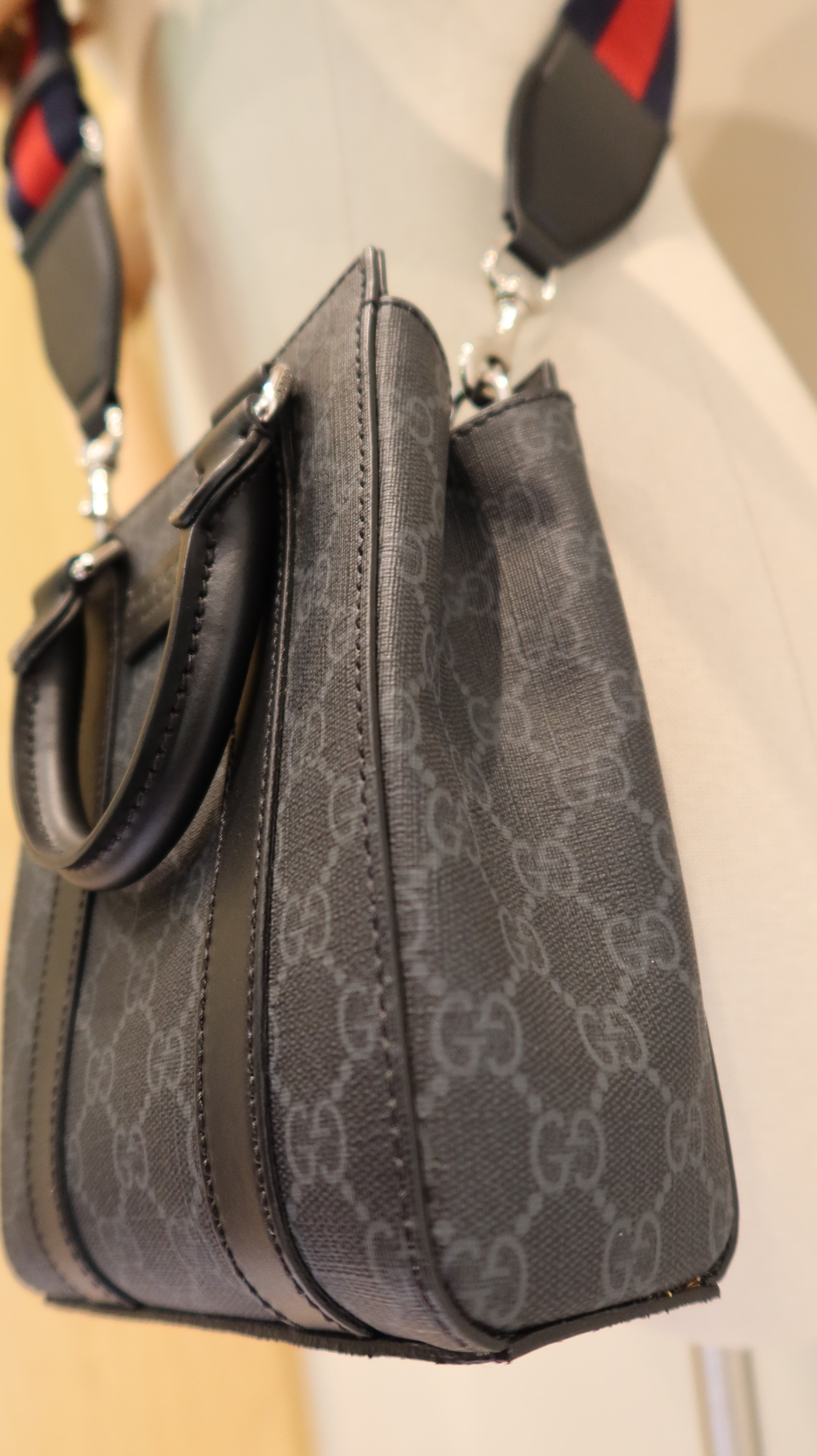 Gucci Supreme Mini Tote Bag