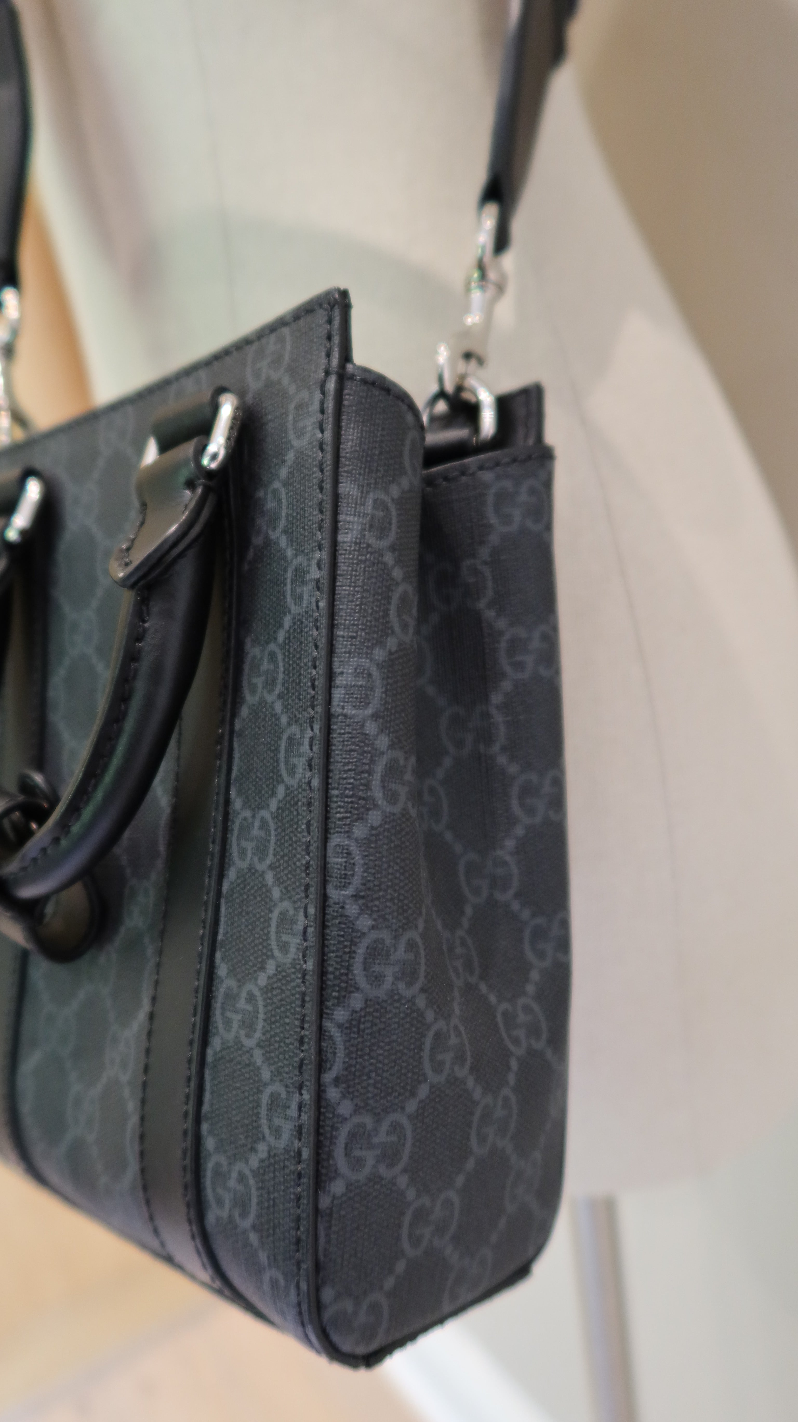 Gucci Supreme Mini Tote Bag