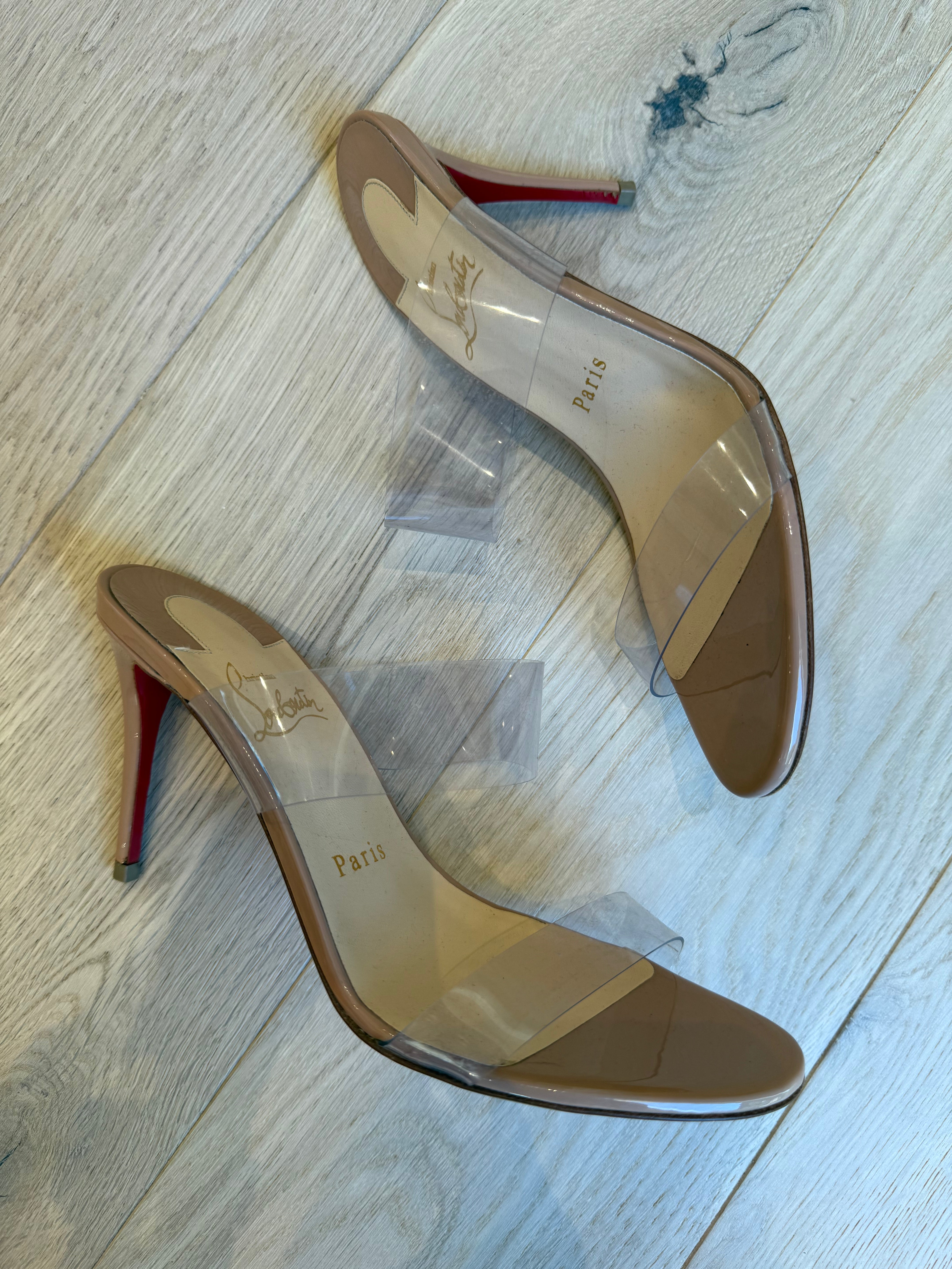 Christian Louboutin Heels (EU37)