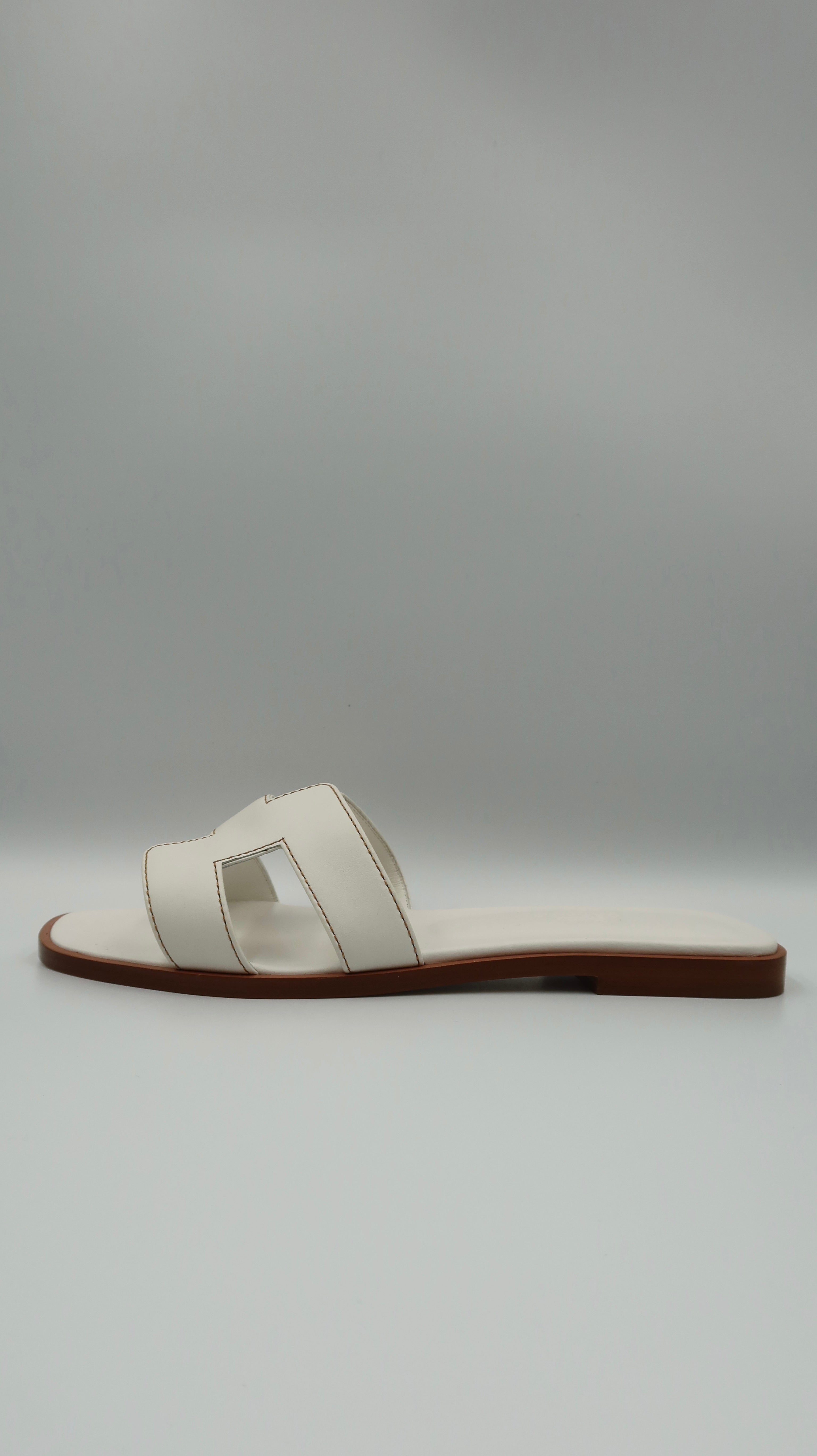 Hermès Oran Sandals (Unworn/EU36)