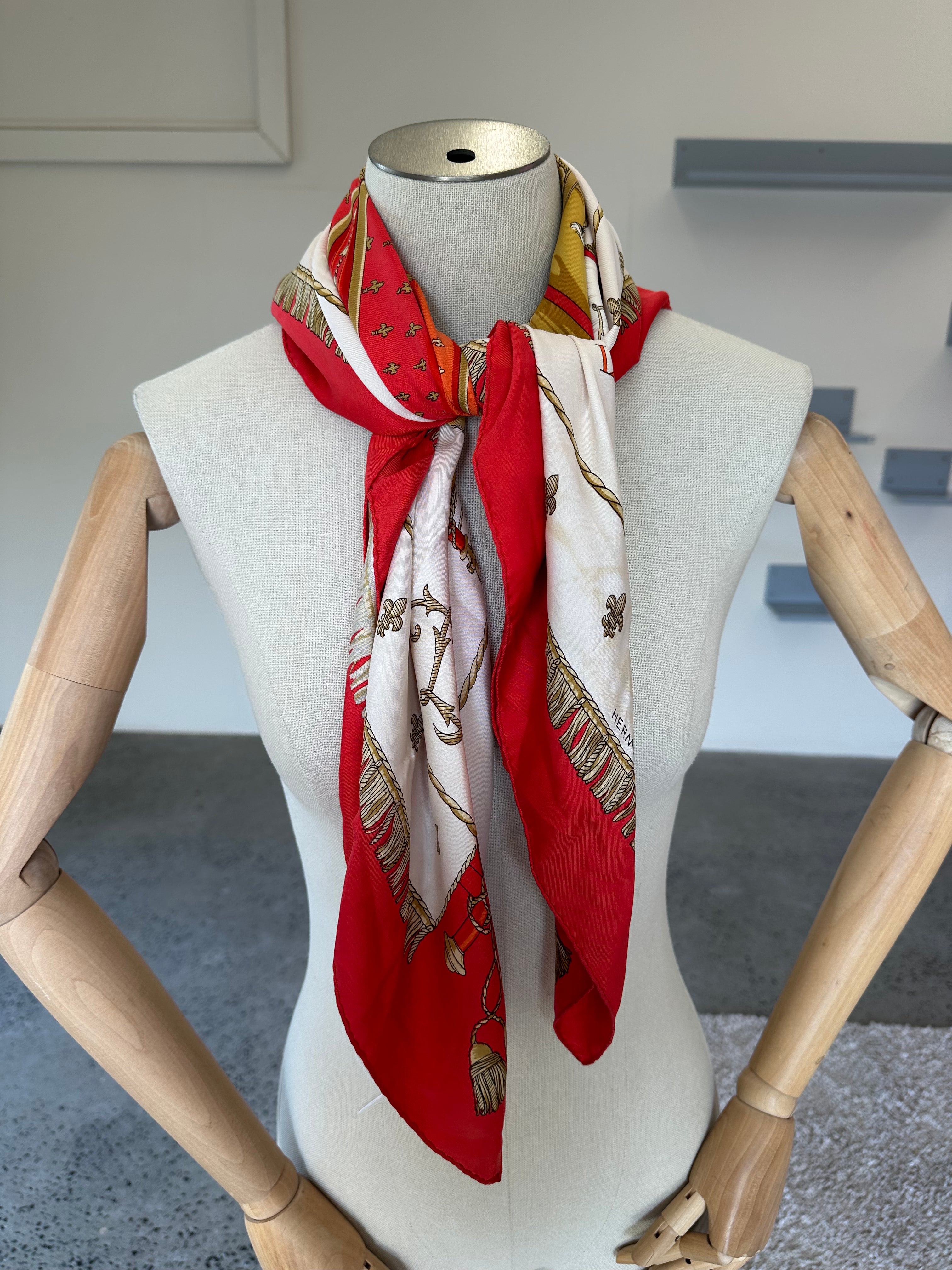 Hermès Scarf