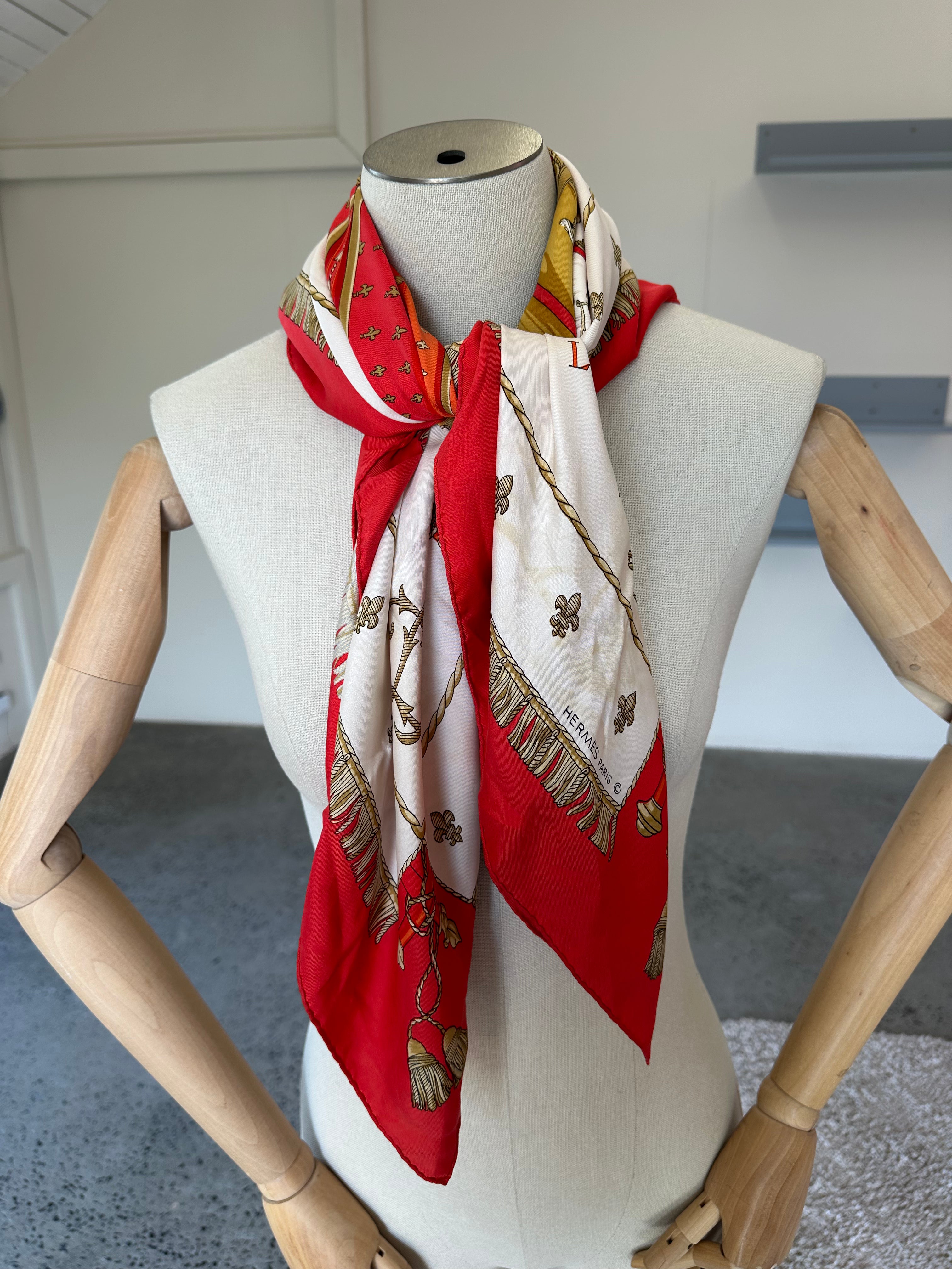 Hermès Scarf