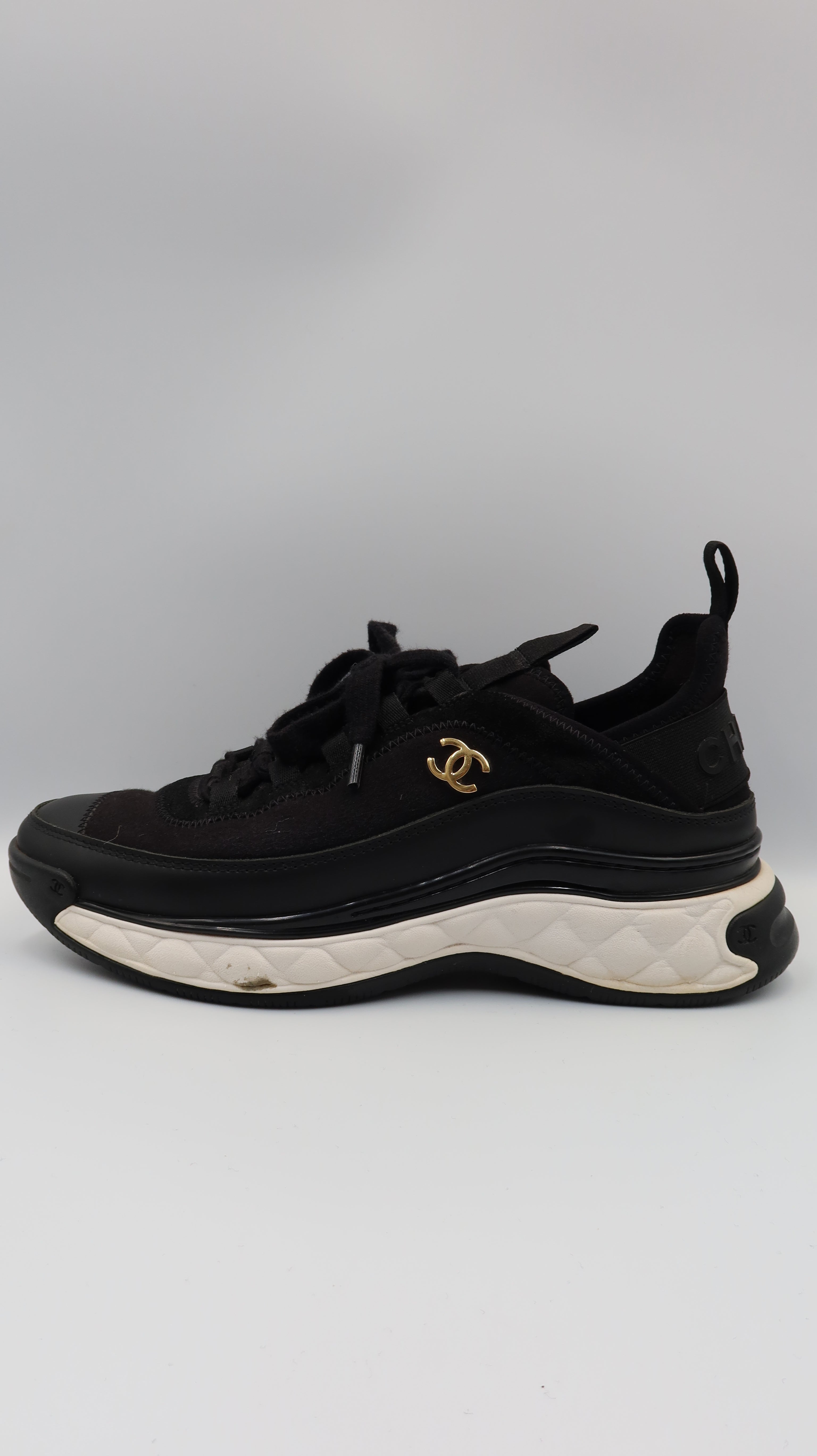 Chanel Sneakers (EU37)