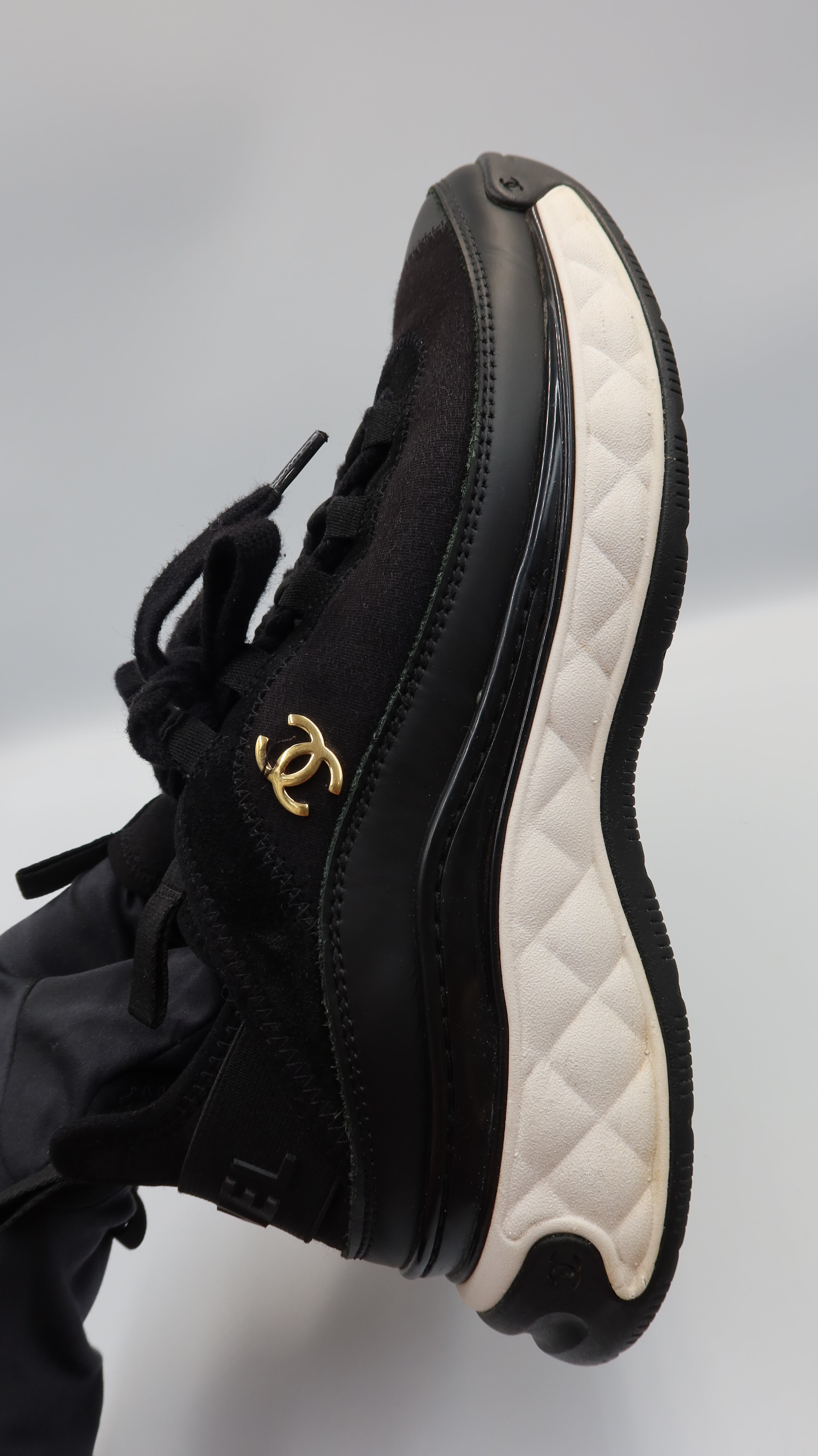 Chanel Sneakers (EU37)
