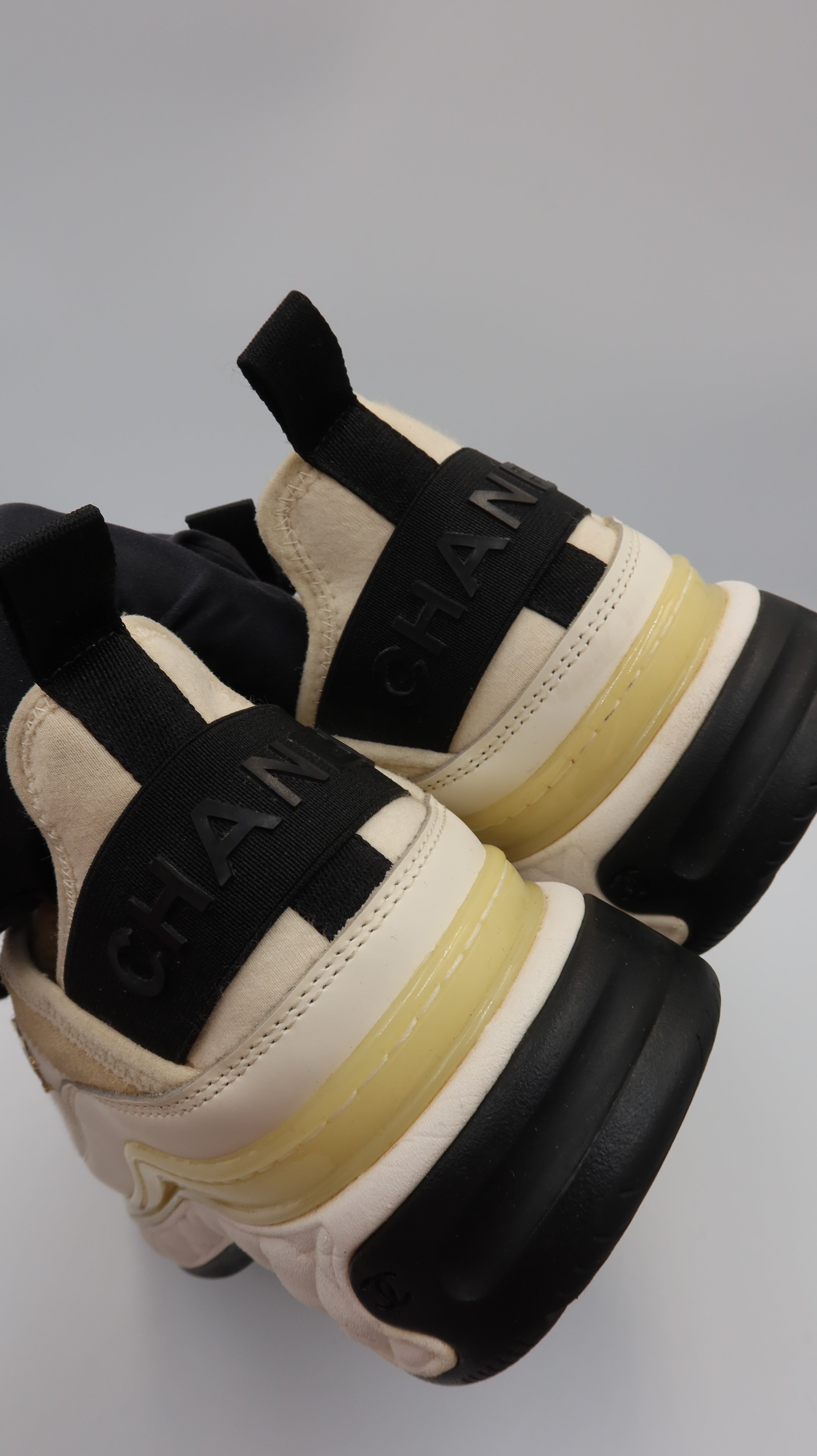 Chanel Sneakers (EU37)