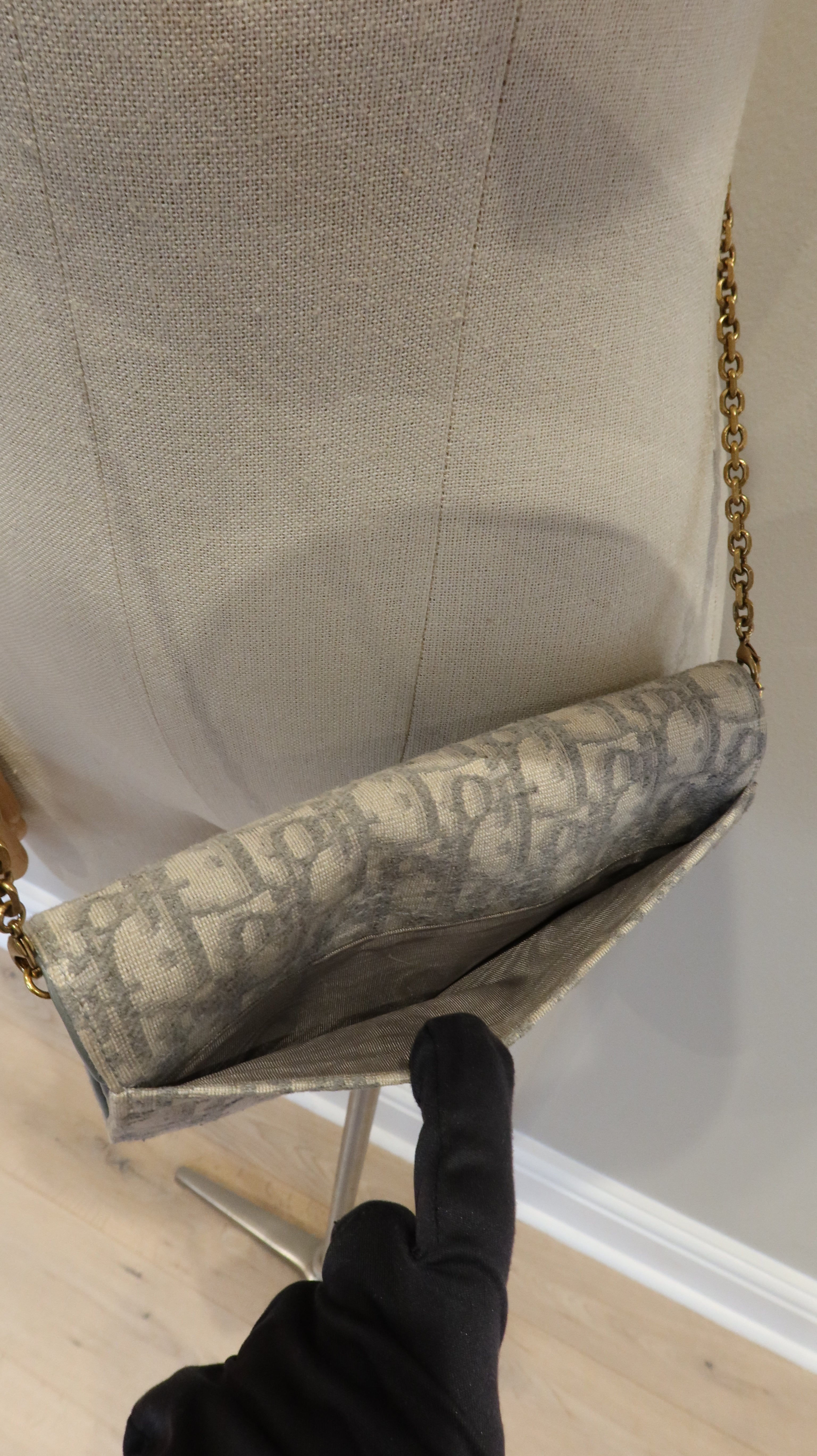 Christian Dior Saddle Wallet On Chain