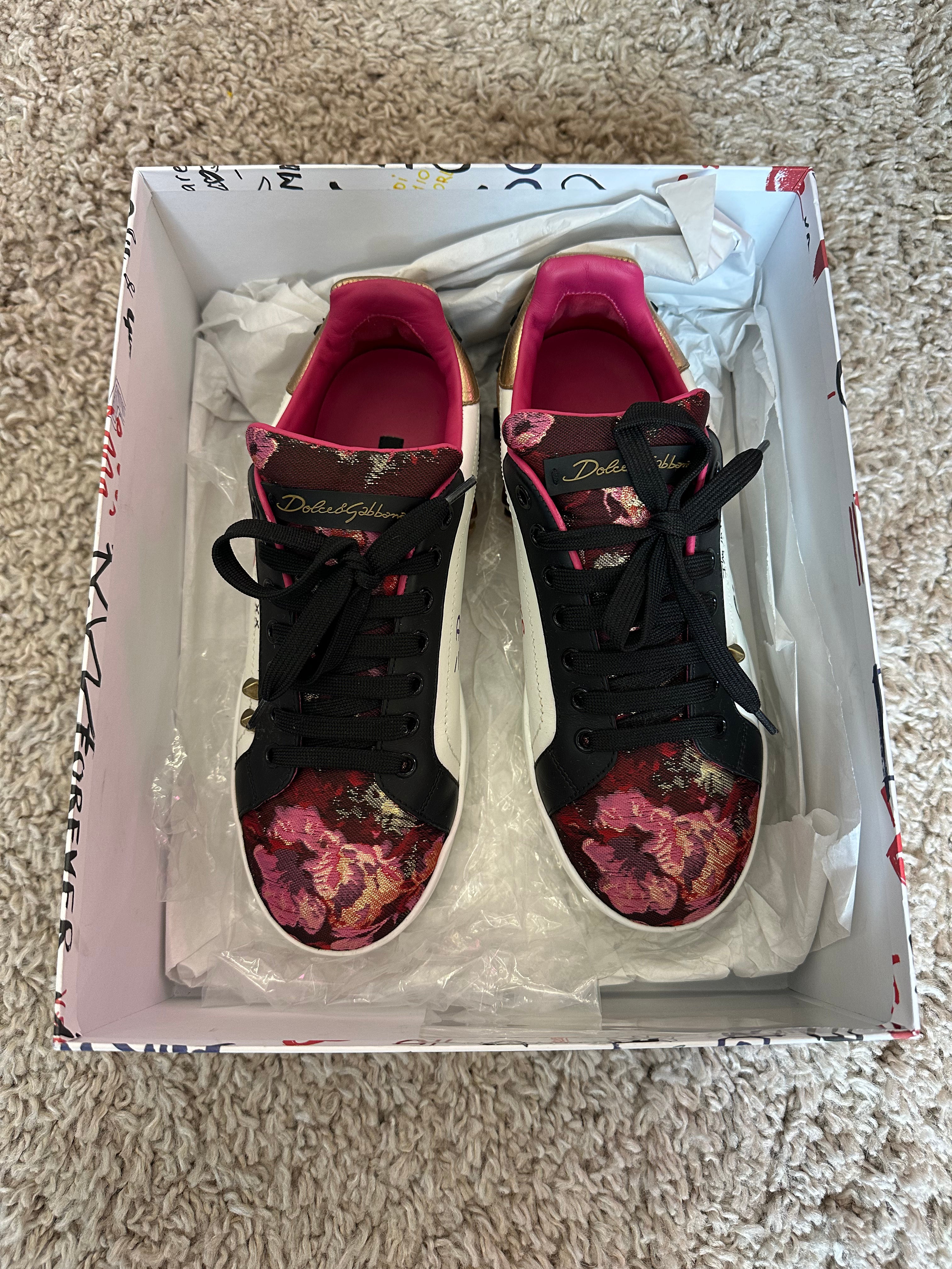 Dolce & Gabbana Sneakers (EU38)