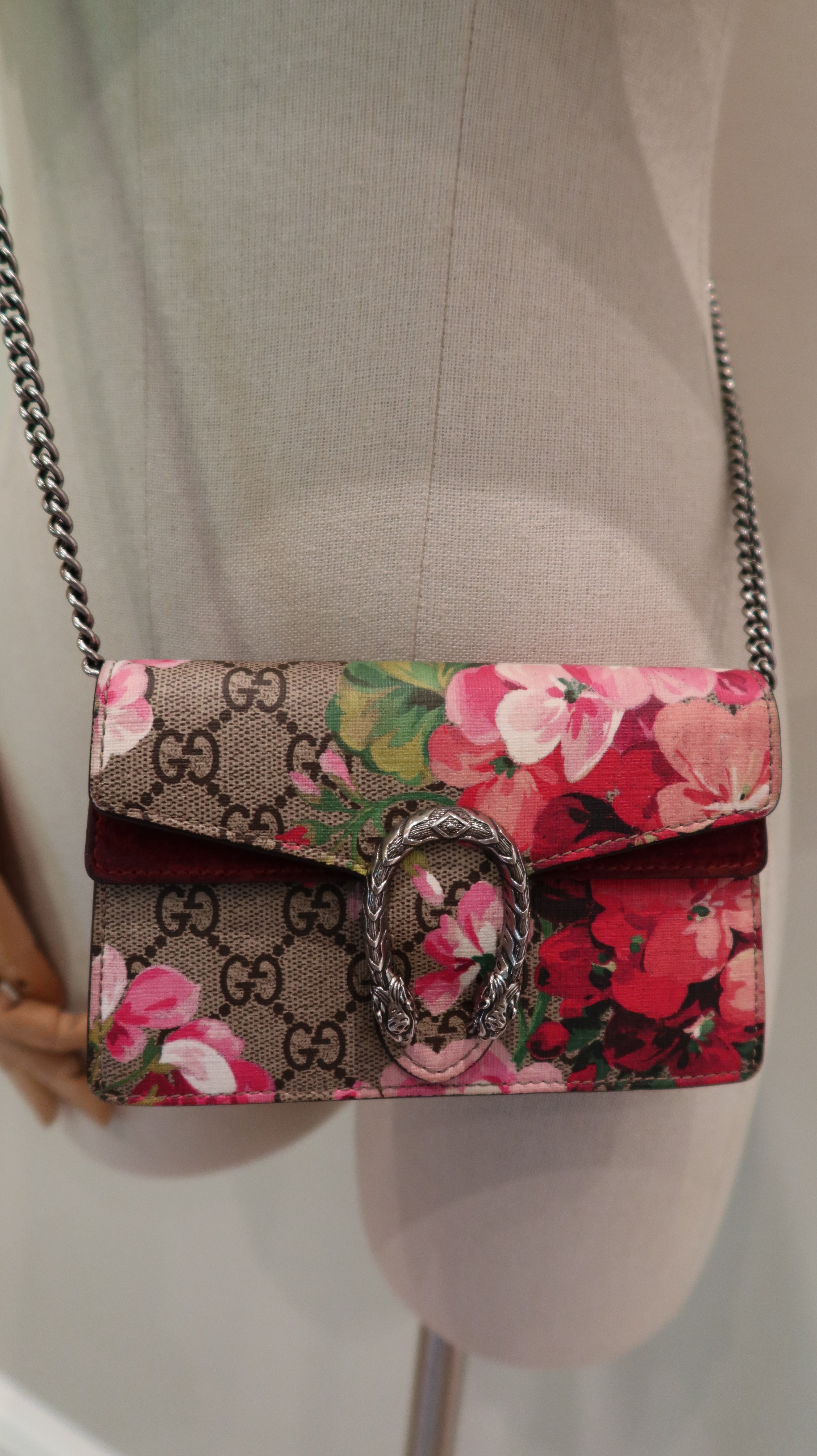 Gucci Super Mini Dionysus Blooms Bag
