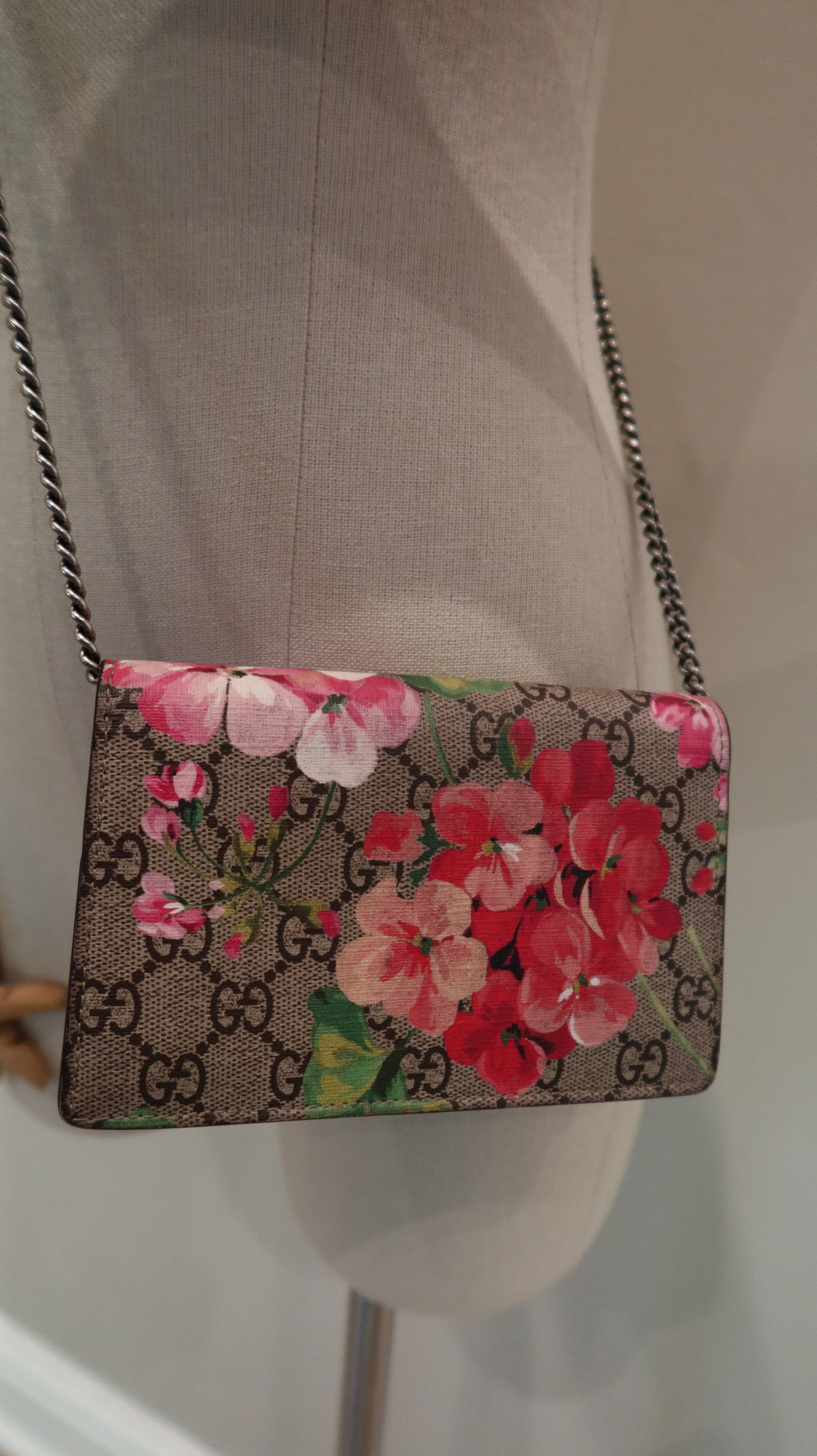 Gucci Super Mini Dionysus Blooms Bag