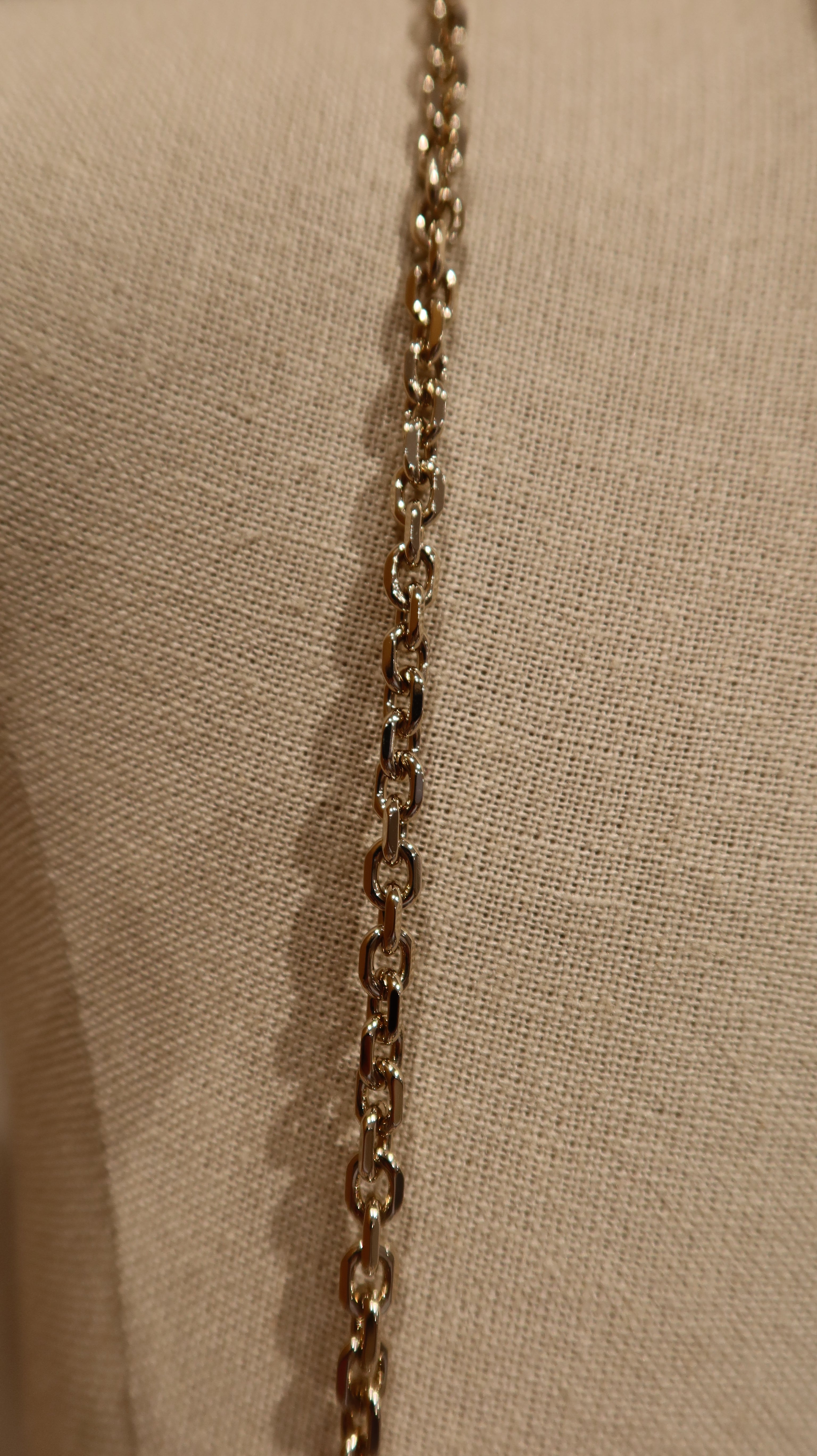 Christian Dior Wallet On Chain