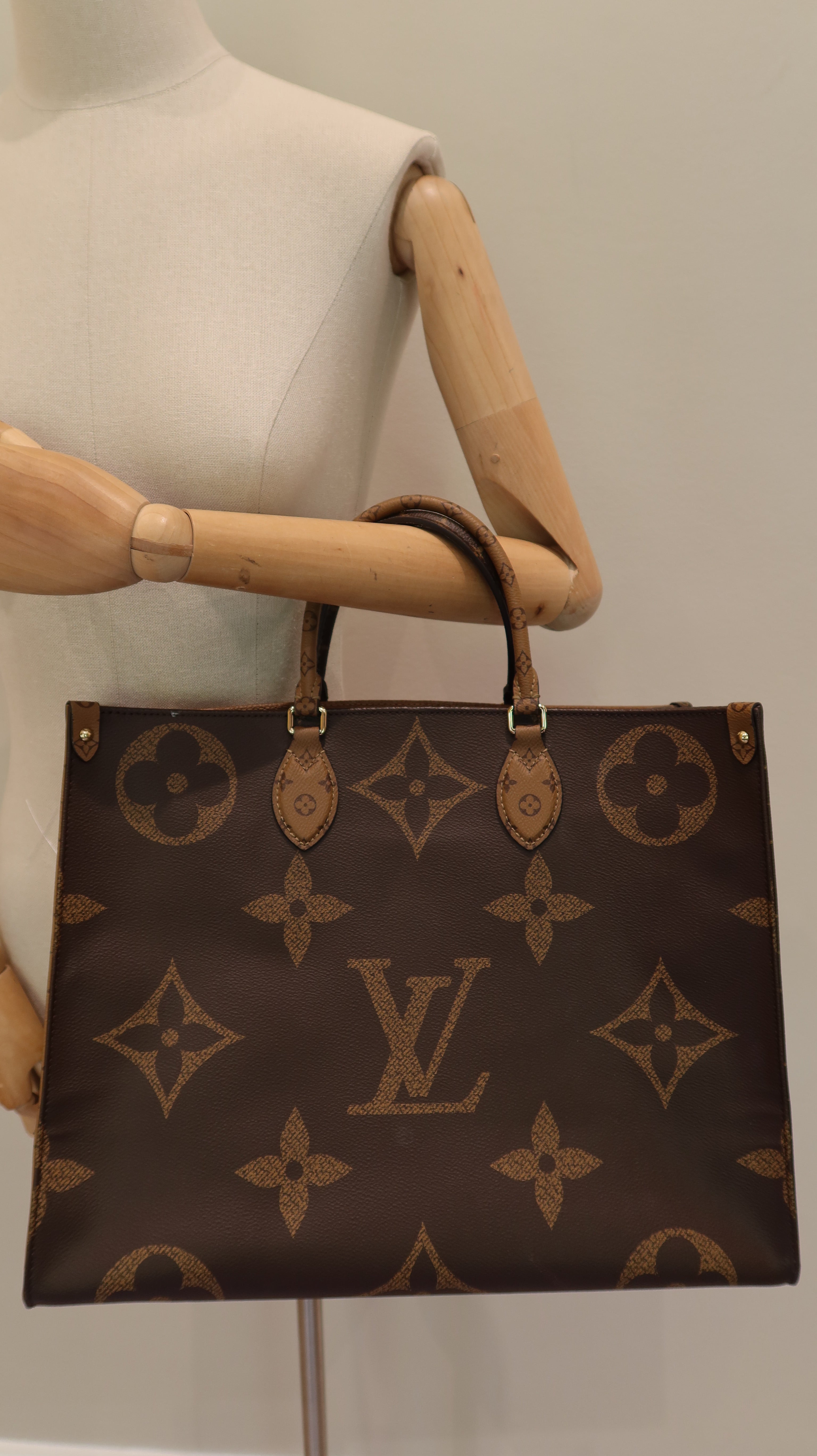 Louis Vuitton ONTHEGO GM