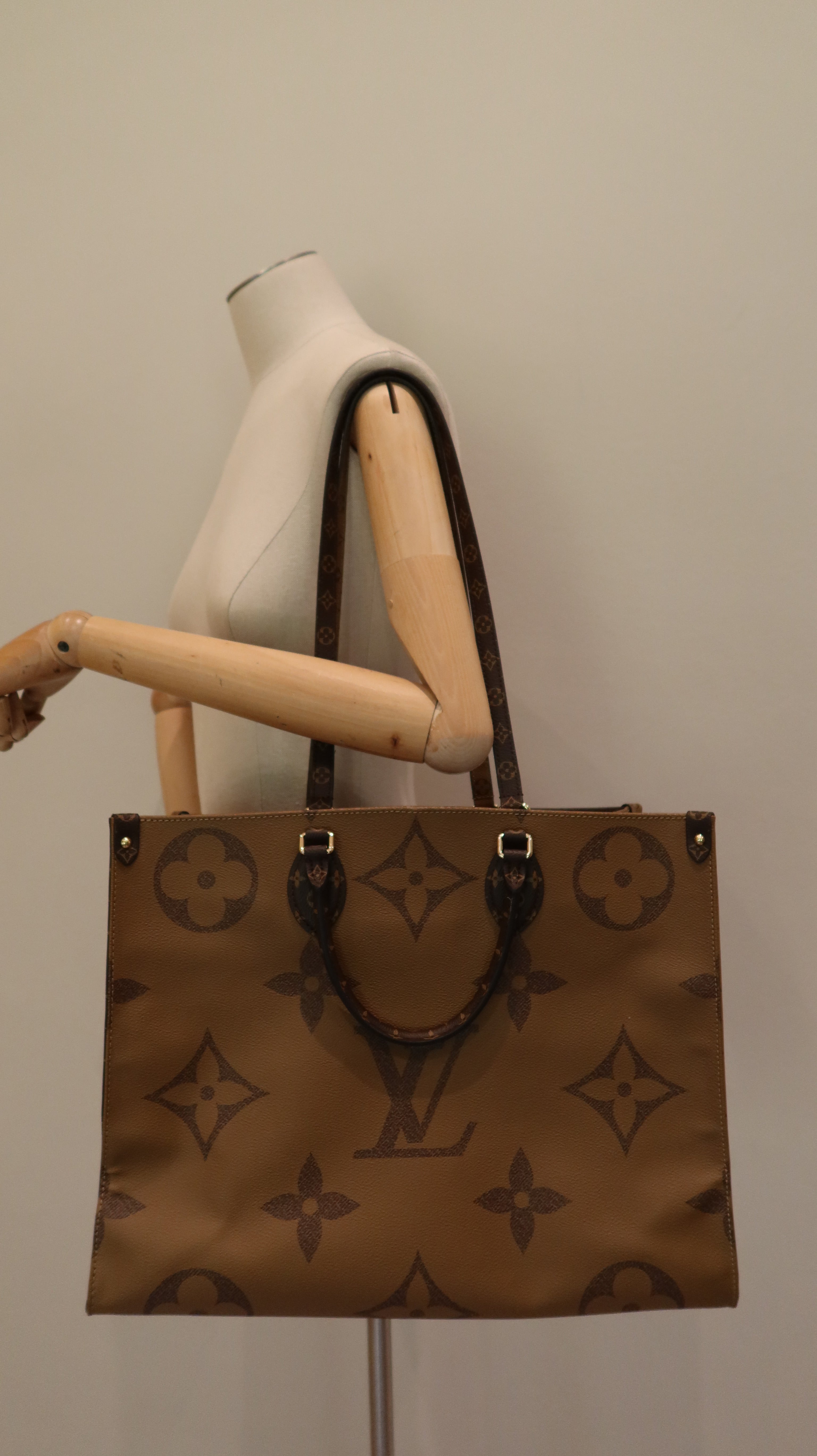 Louis Vuitton ONTHEGO GM