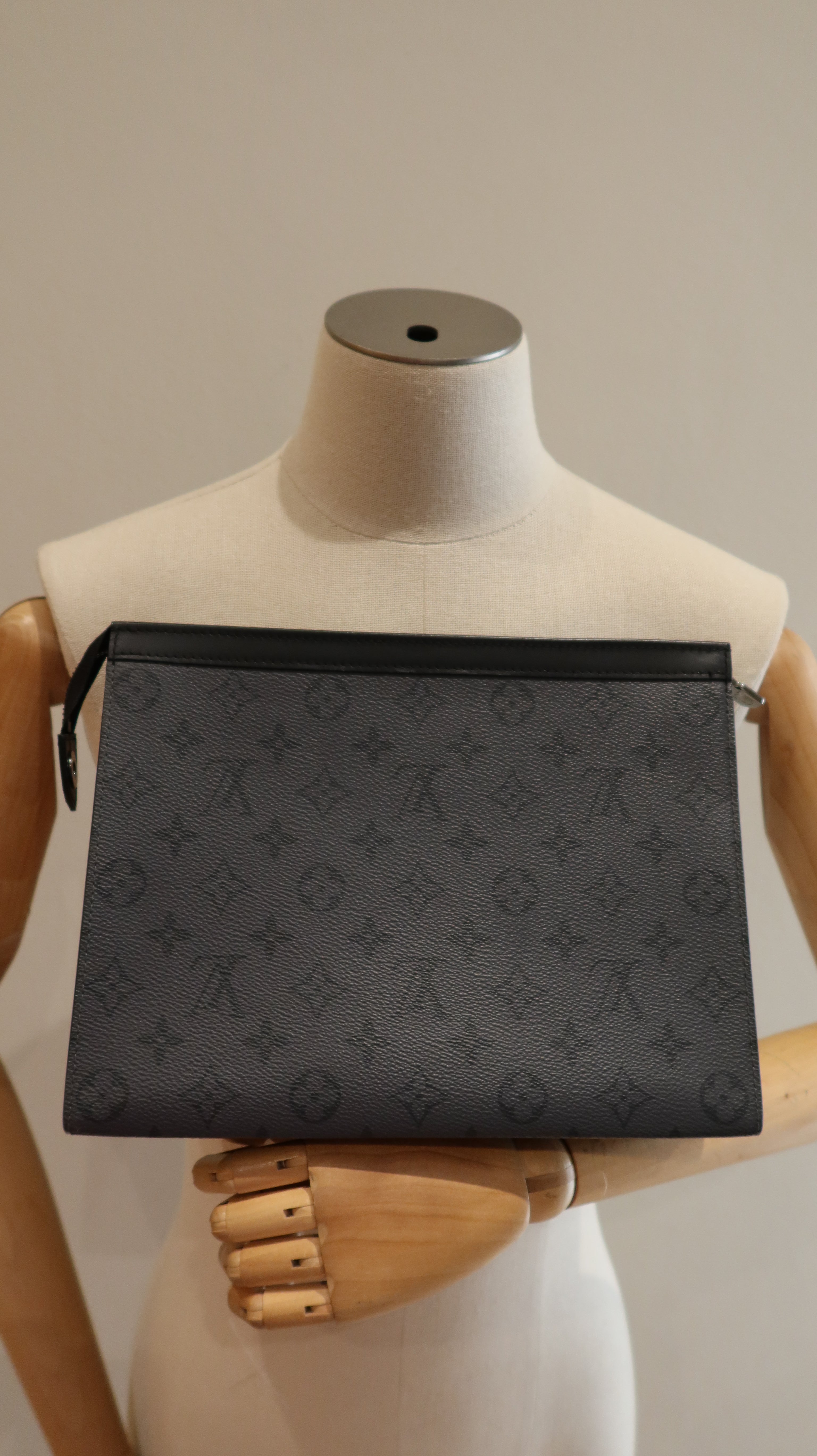 Louis Vuitton Eclipse Pochette Voyage MM