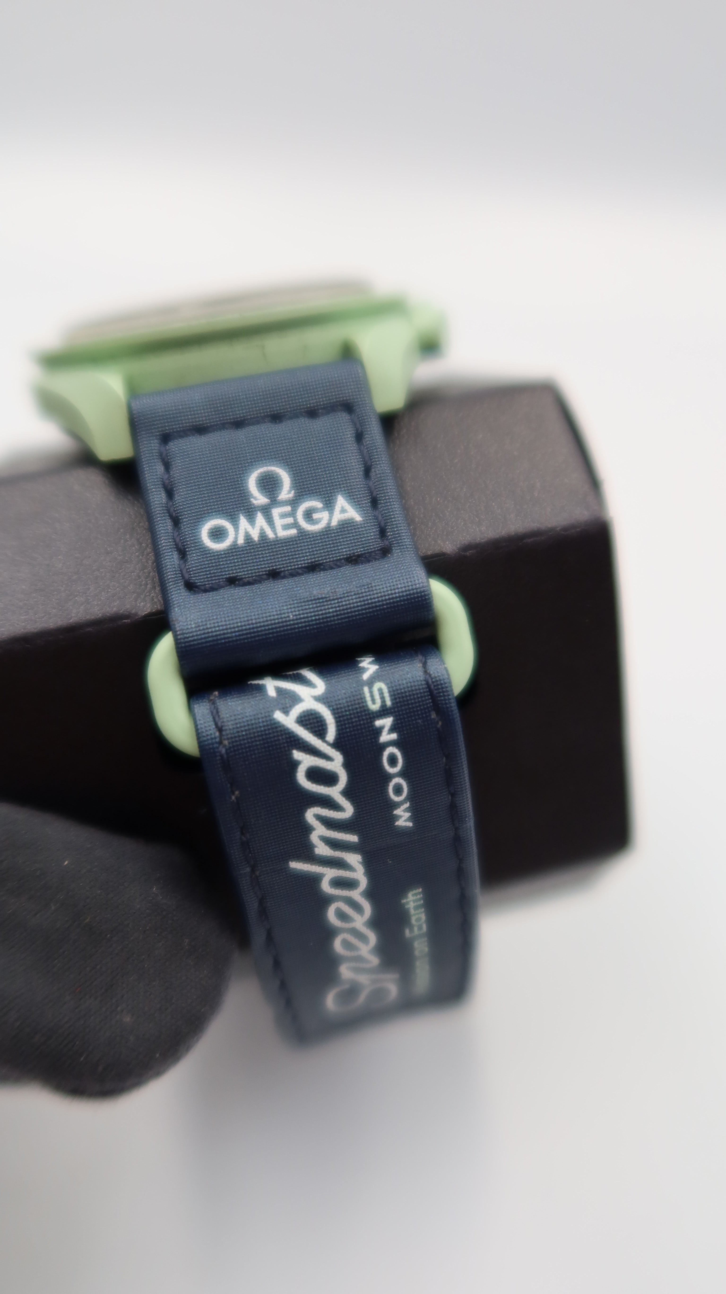 Swatch x Omega Mission On Earth (42mm)