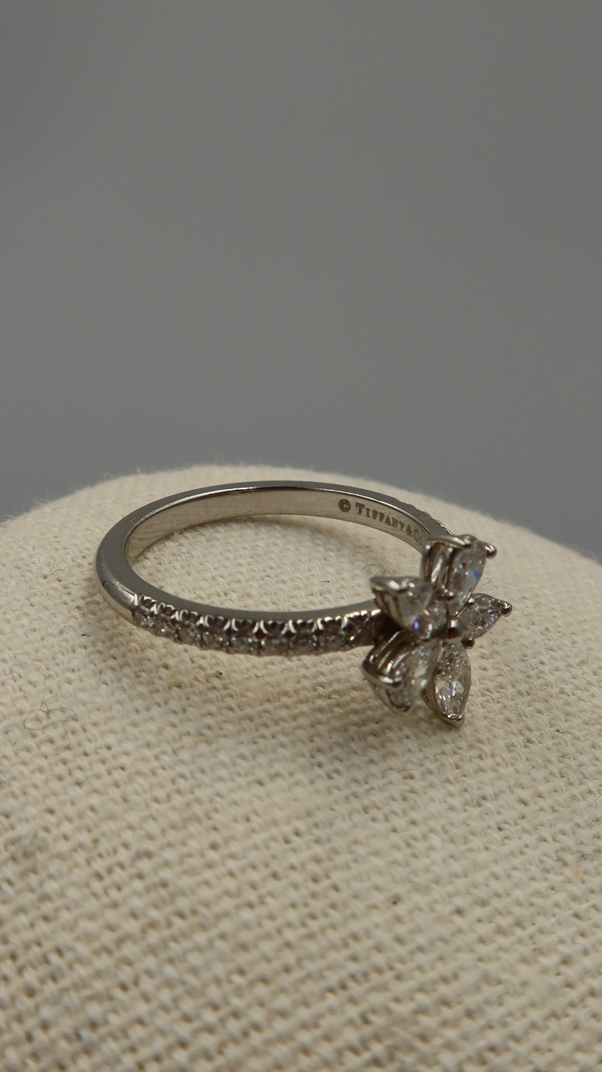Tiffany & Co Victoria Diamond Mixed Cluster Ring (60/S)