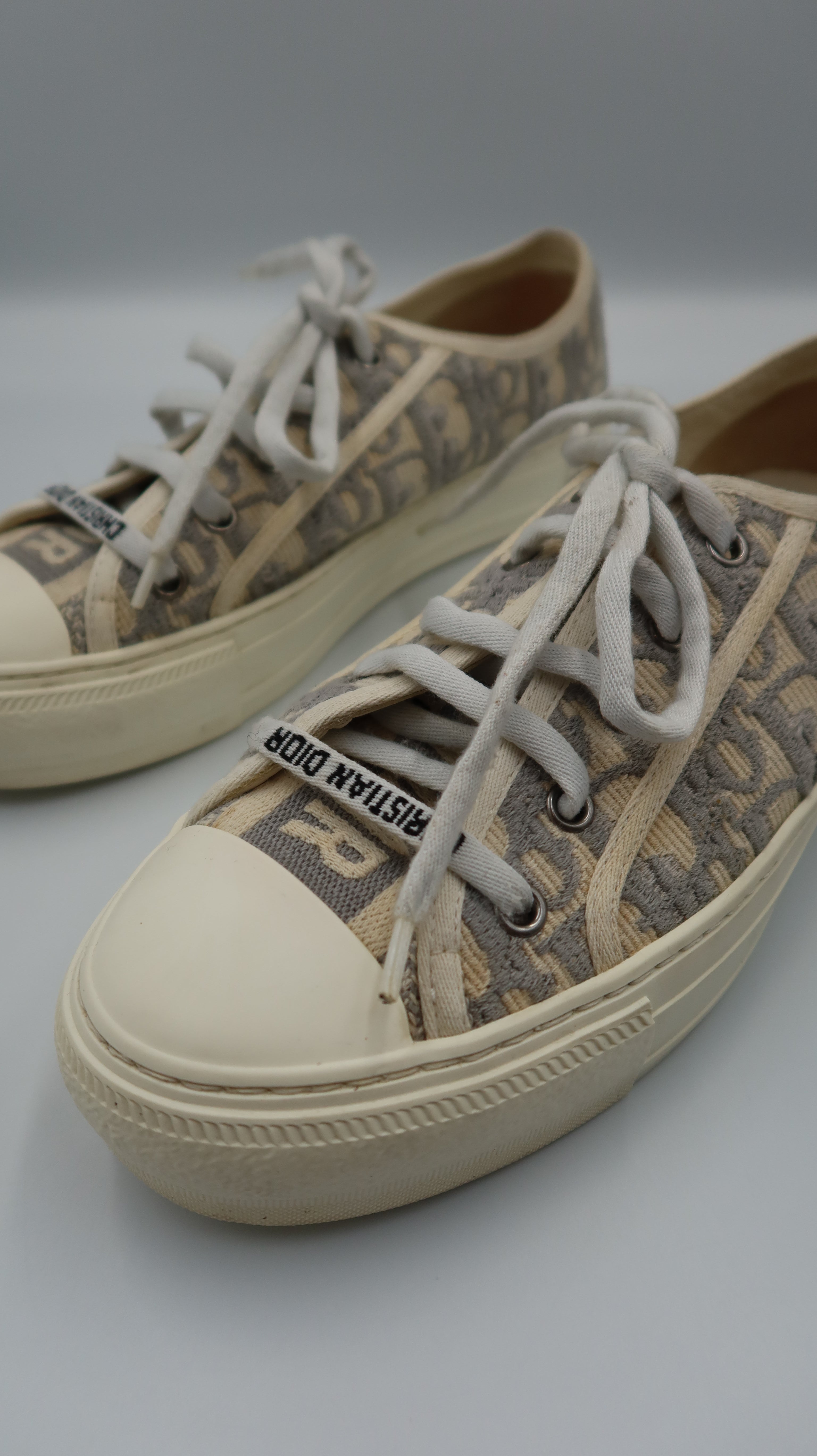 Christian Dior Sneakers (EU38.5)