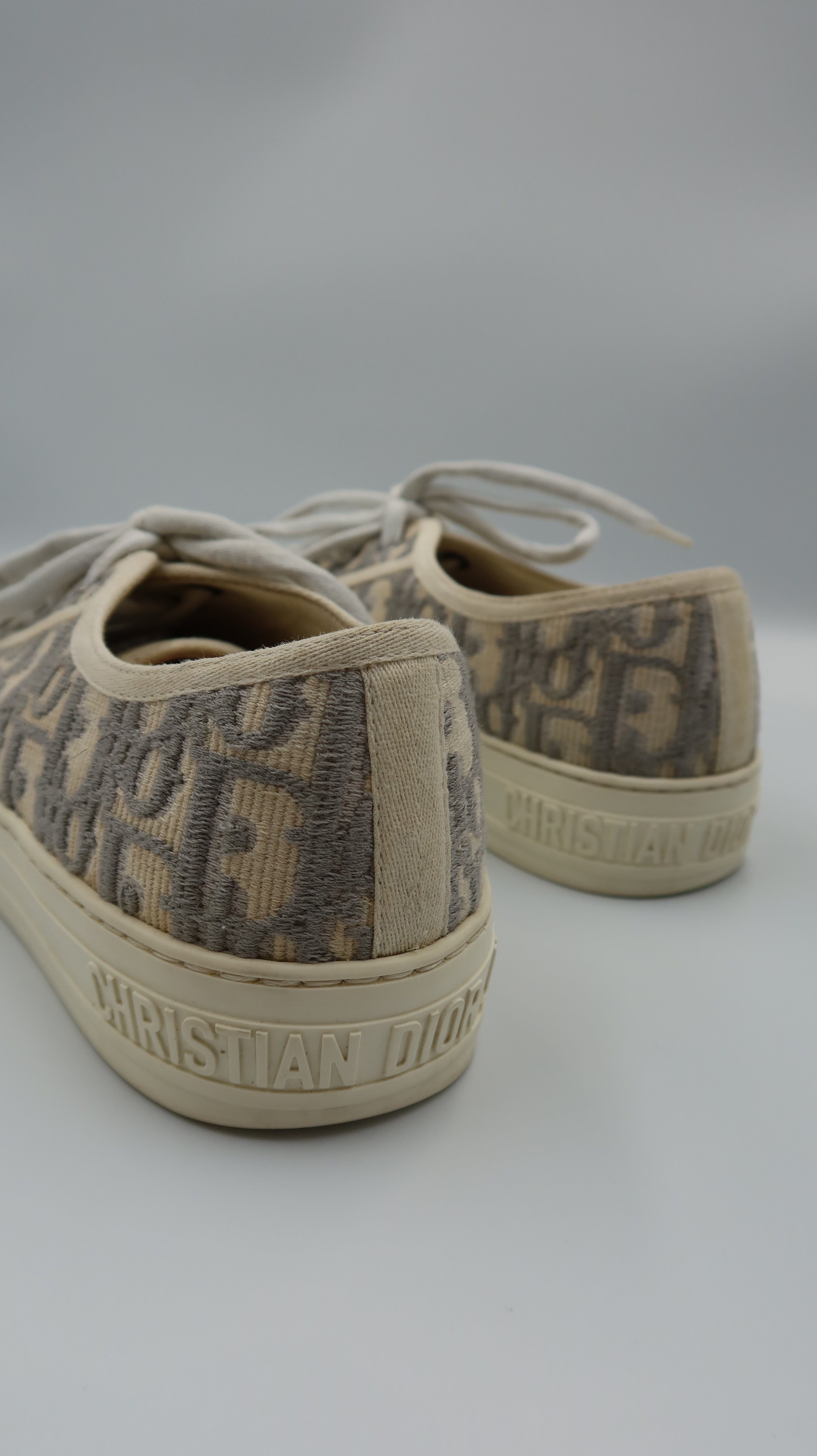 Christian Dior Sneakers (EU38.5)