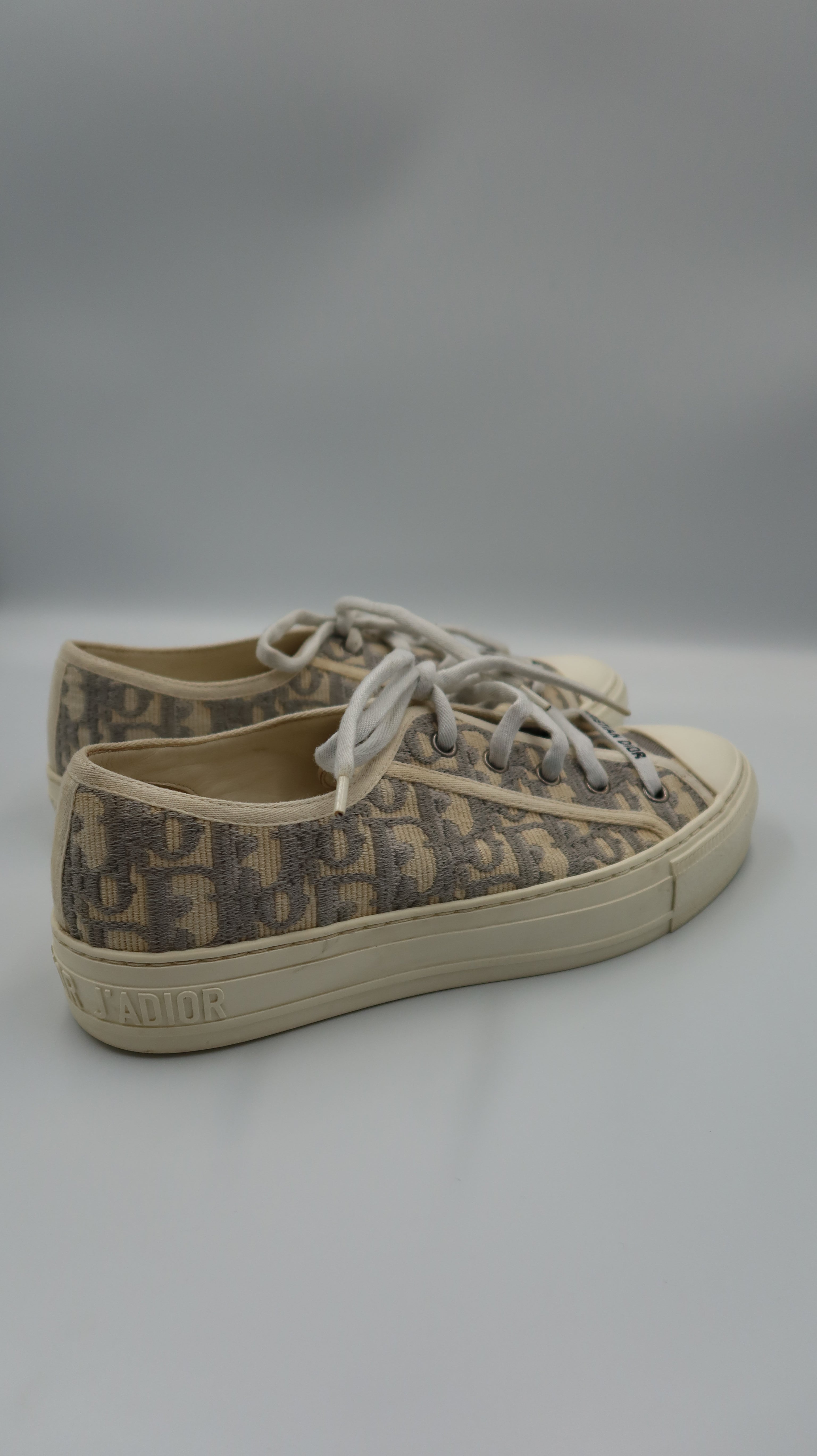 Christian Dior Sneakers (EU38.5)