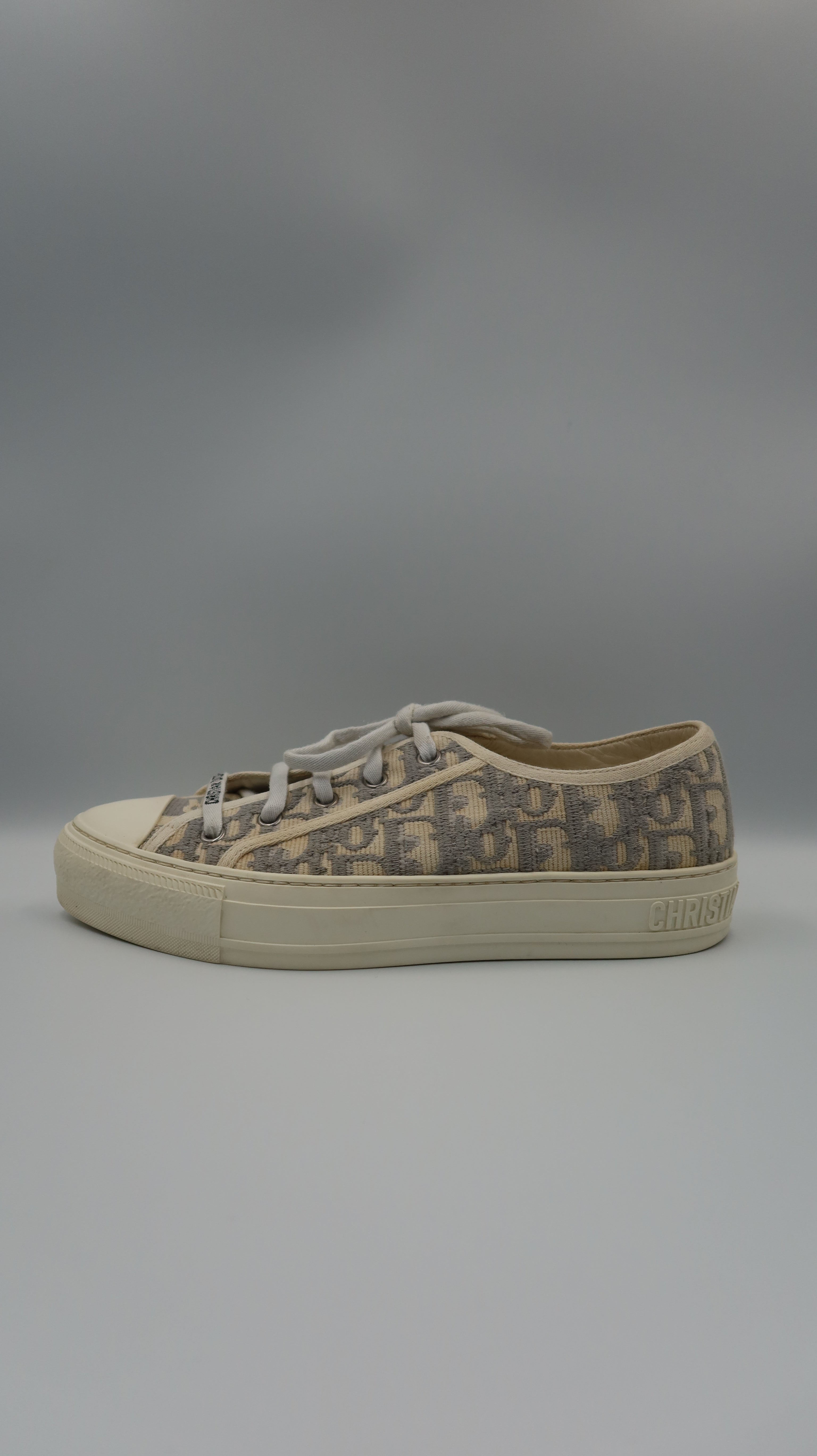 Christian Dior Sneakers (EU38.5)