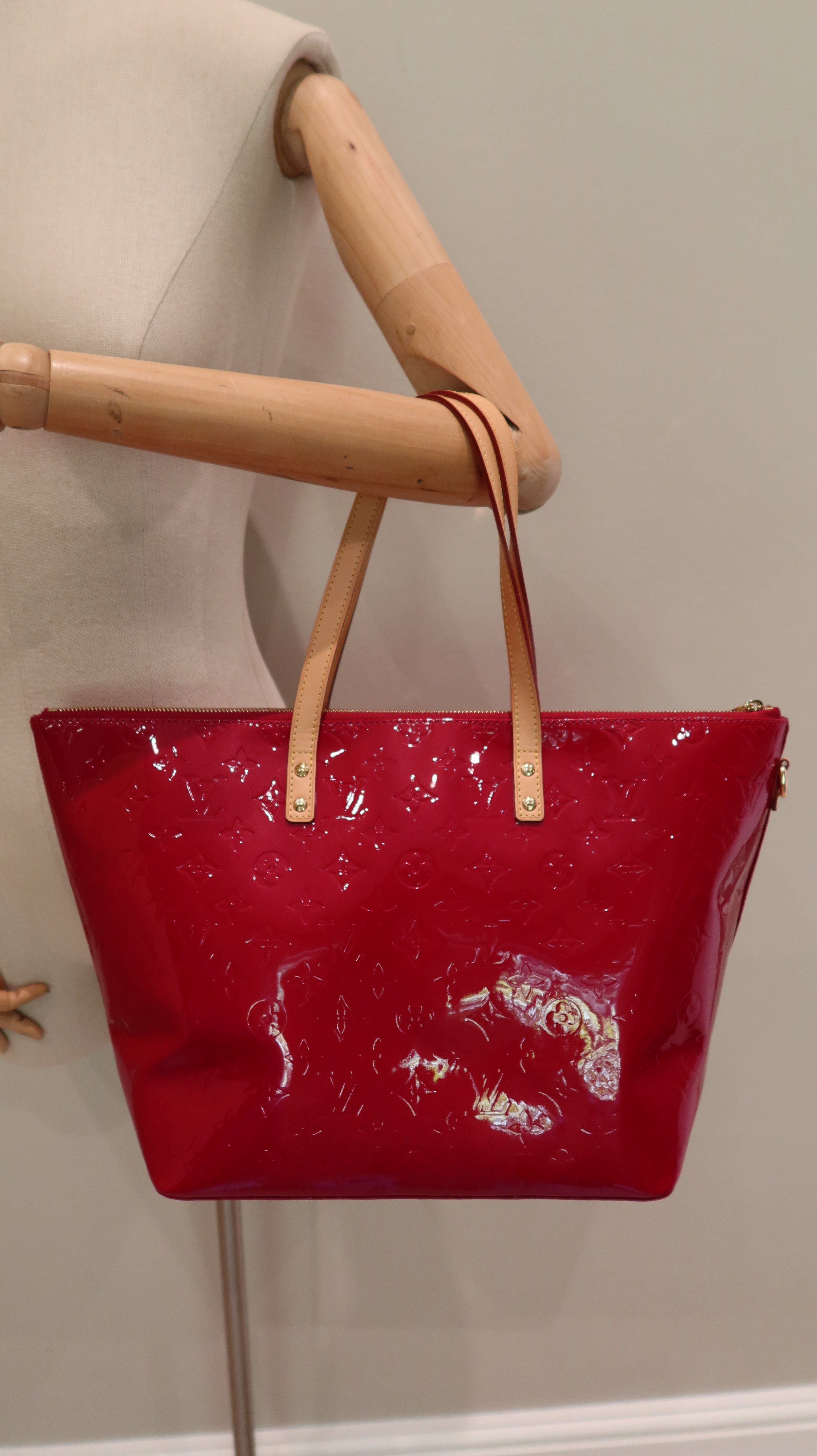 Louis Vuitton Bellevue GM Tote Bag