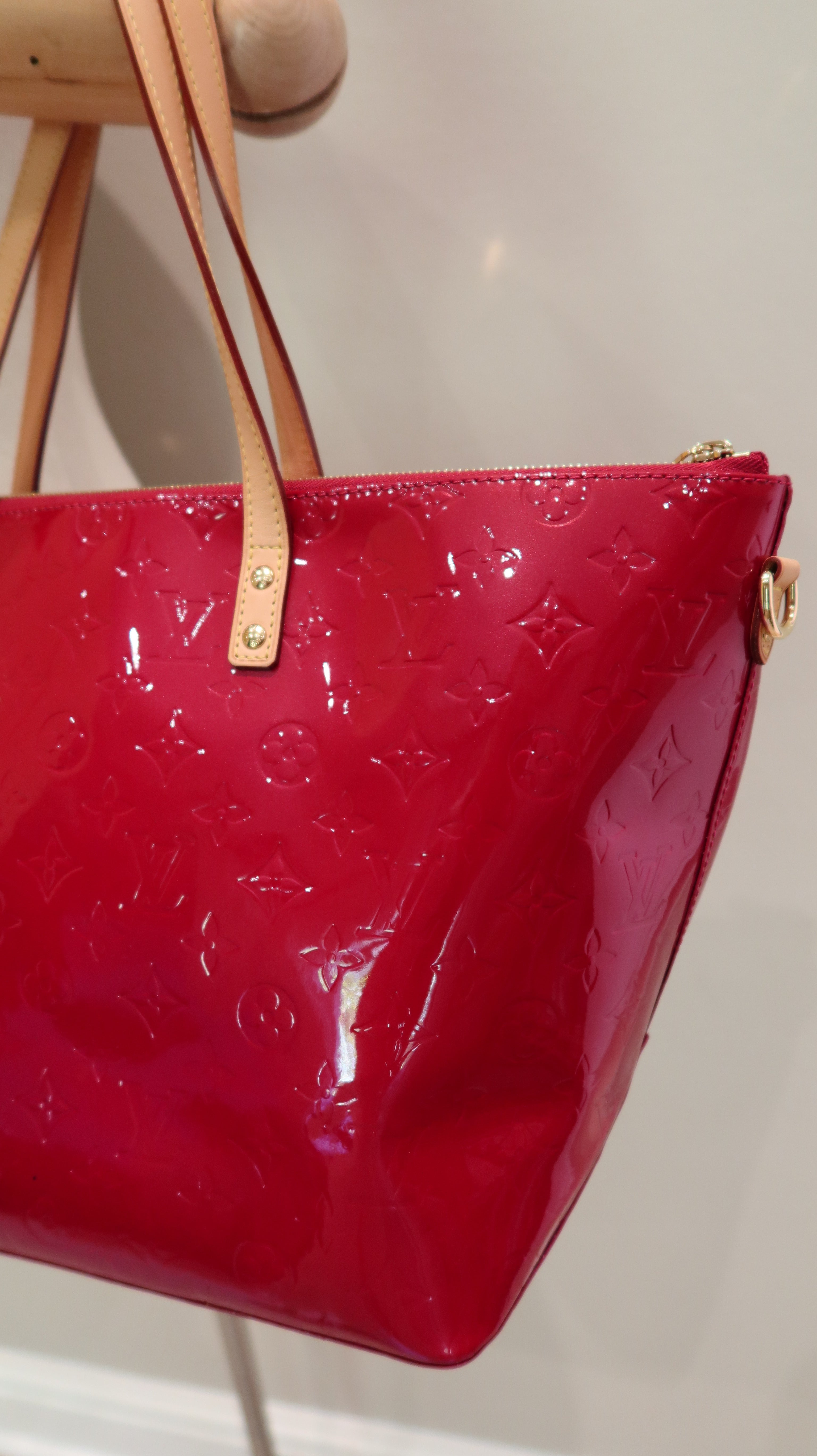 Louis Vuitton Bellevue GM Tote Bag