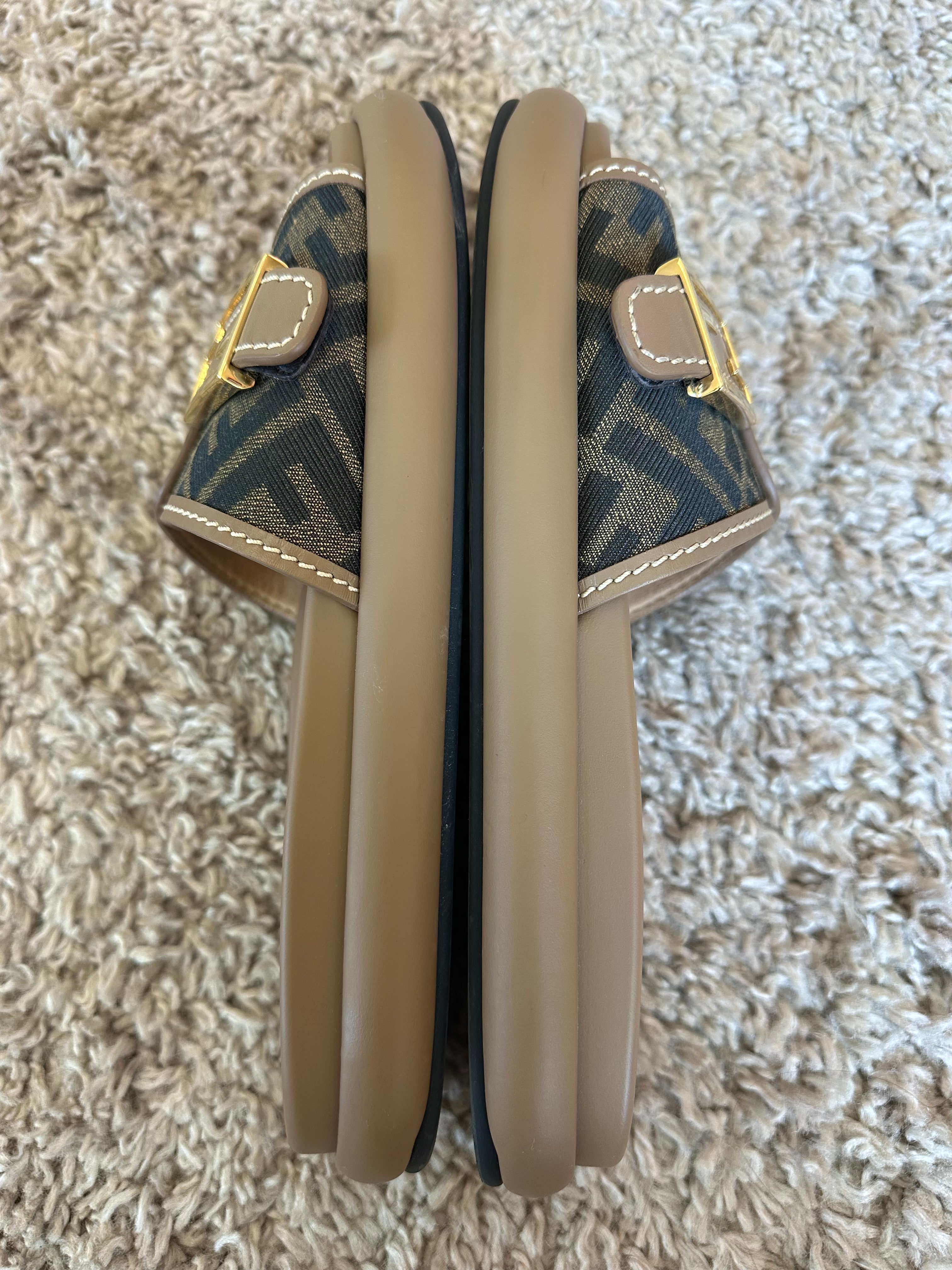 Fendi Slides (EU39)