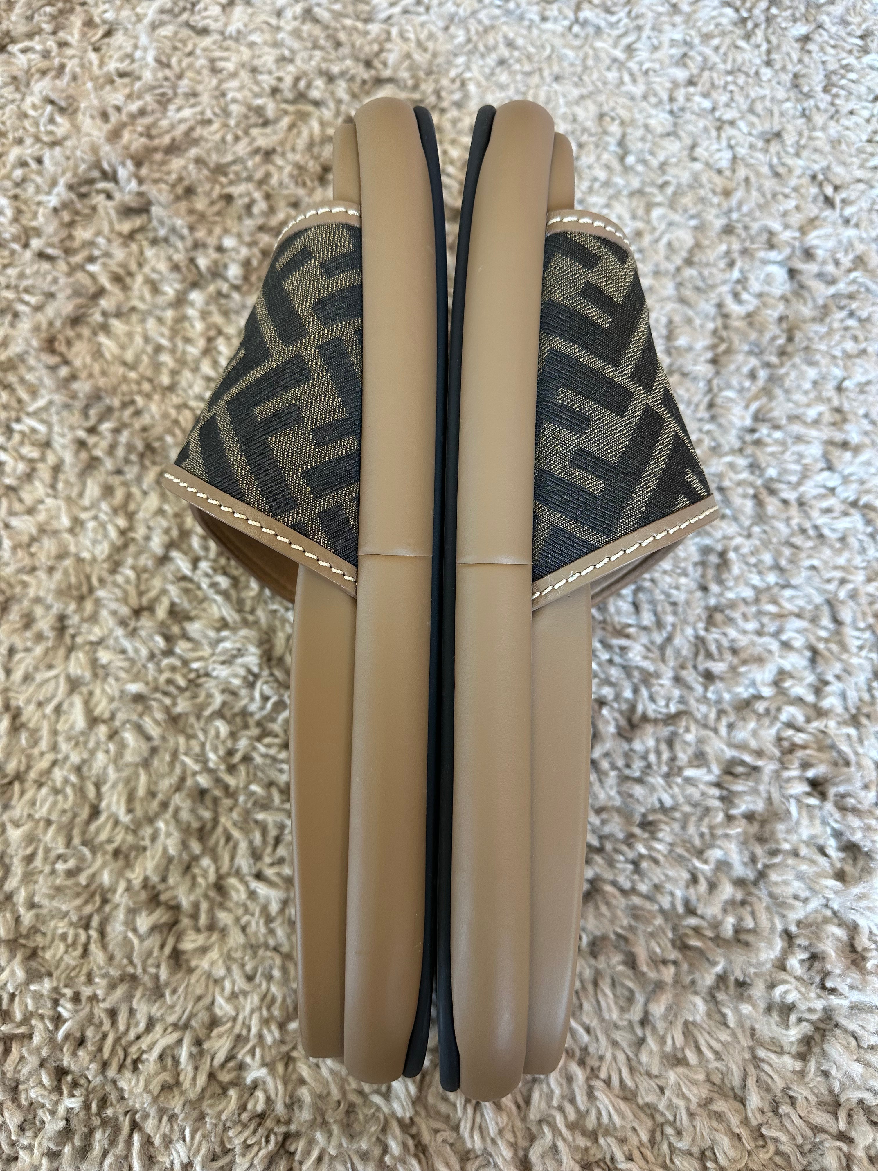 Fendi Slides (EU39)