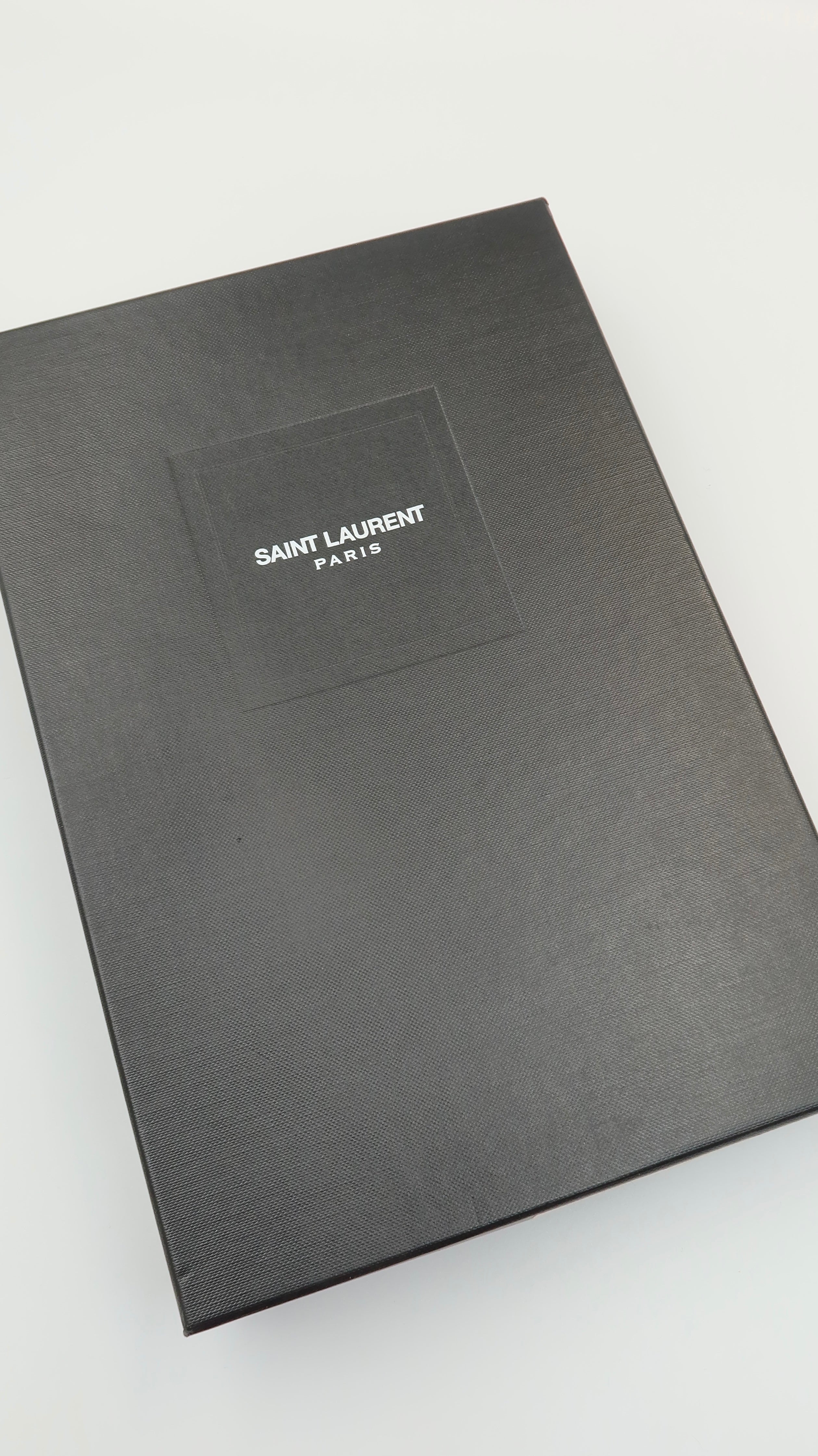 Saint Laurent Wallet On Chain