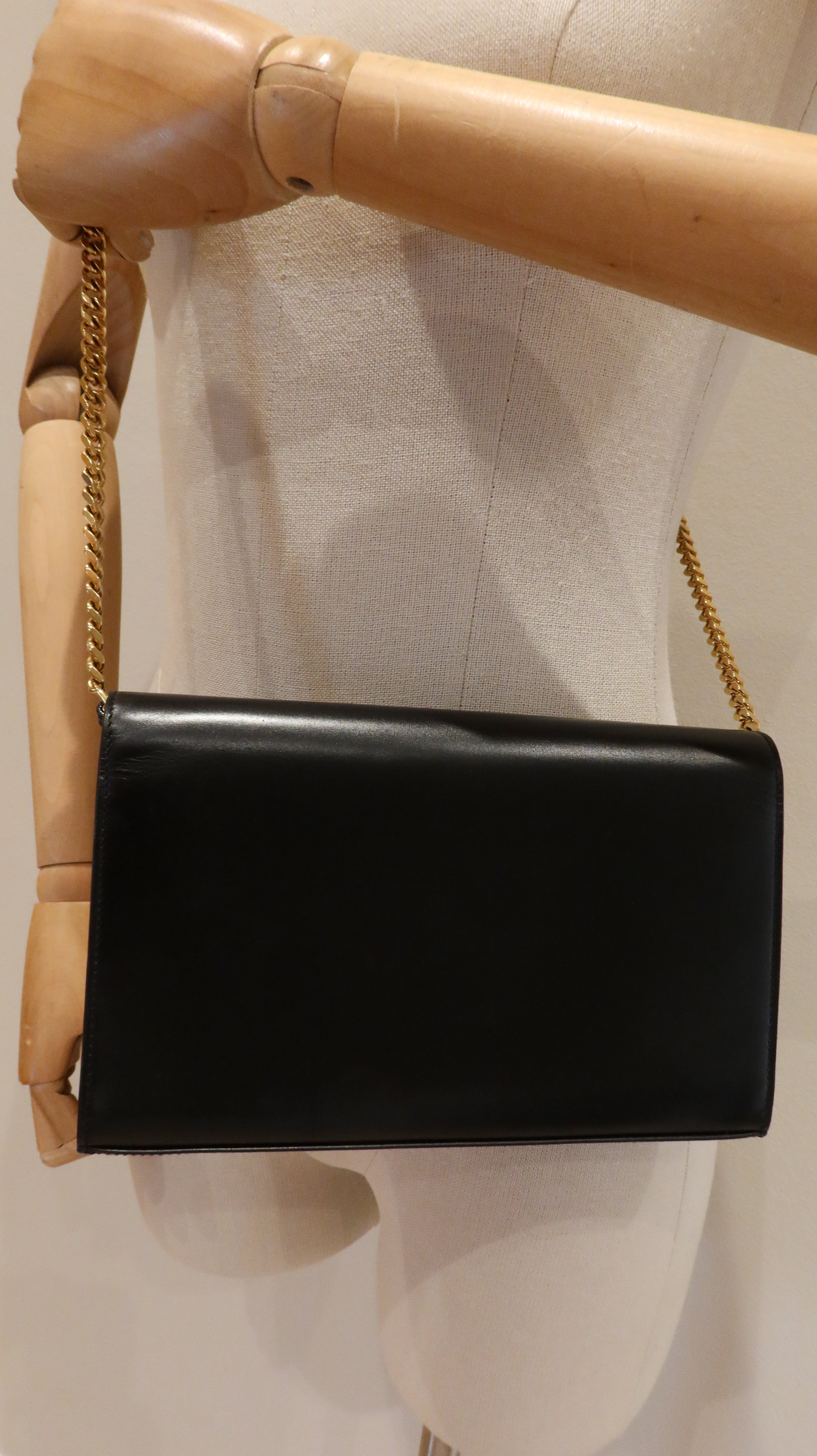 Saint Laurent Wallet On Chain