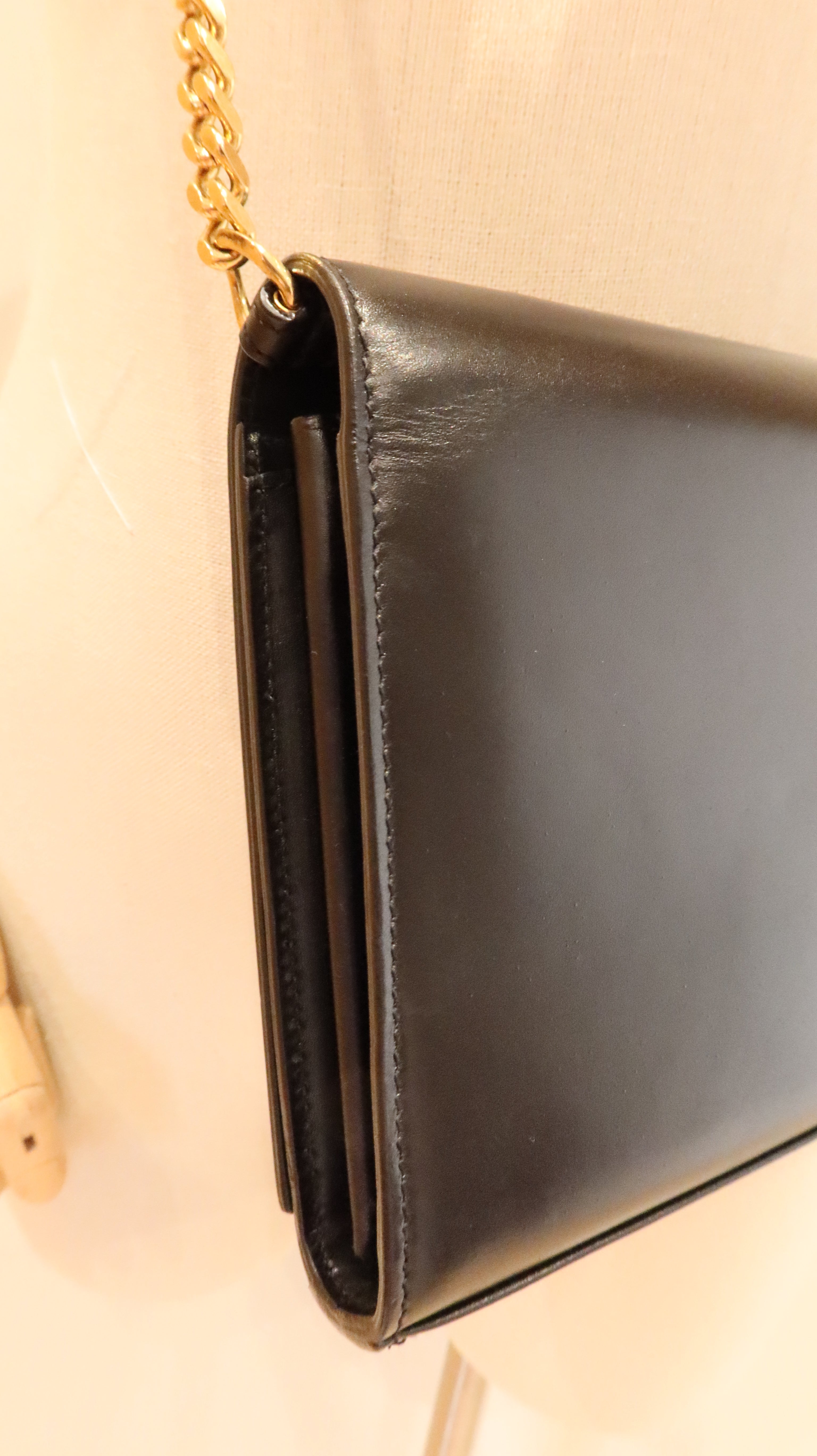 Saint Laurent Wallet On Chain