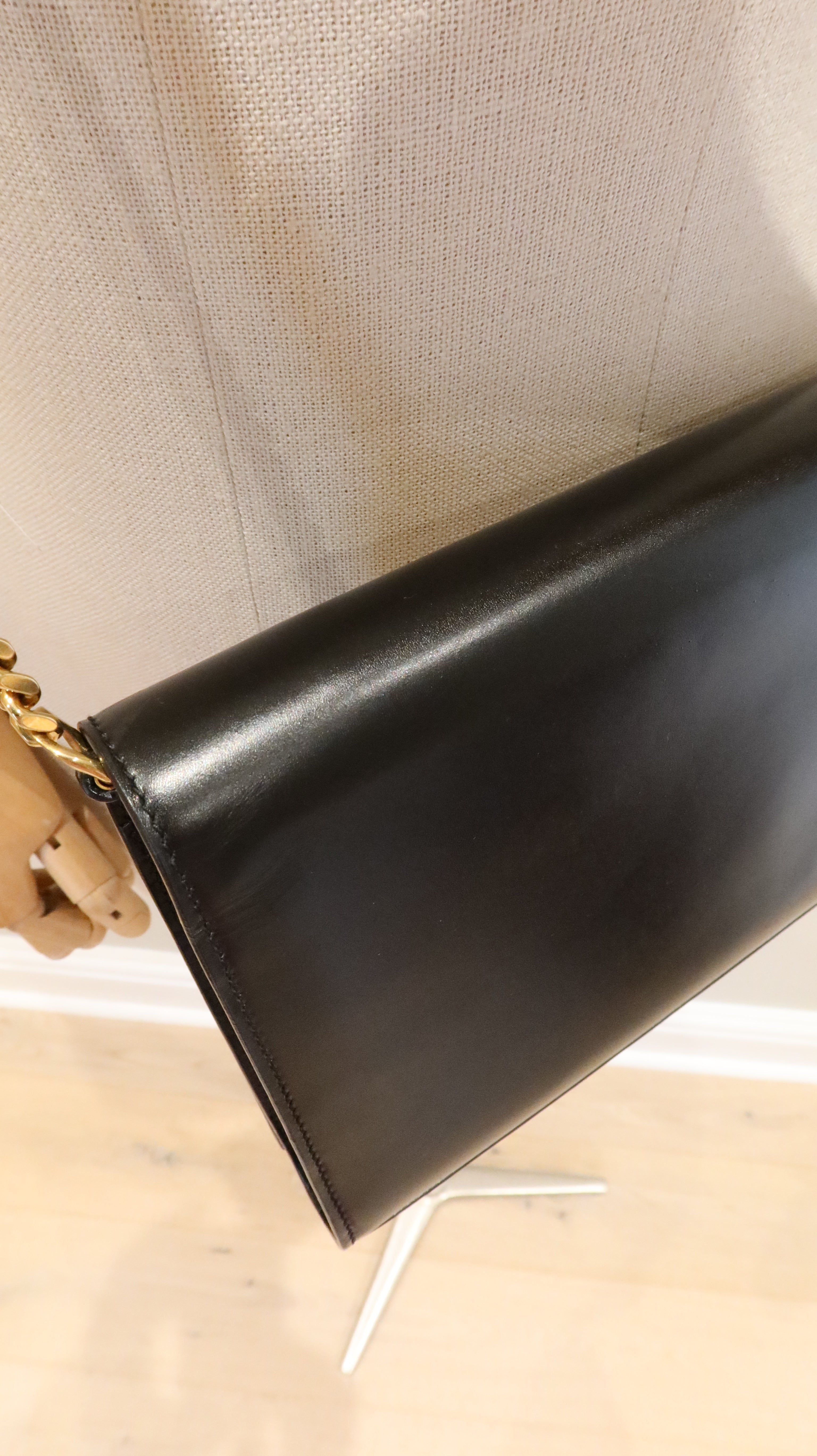Saint Laurent Wallet On Chain