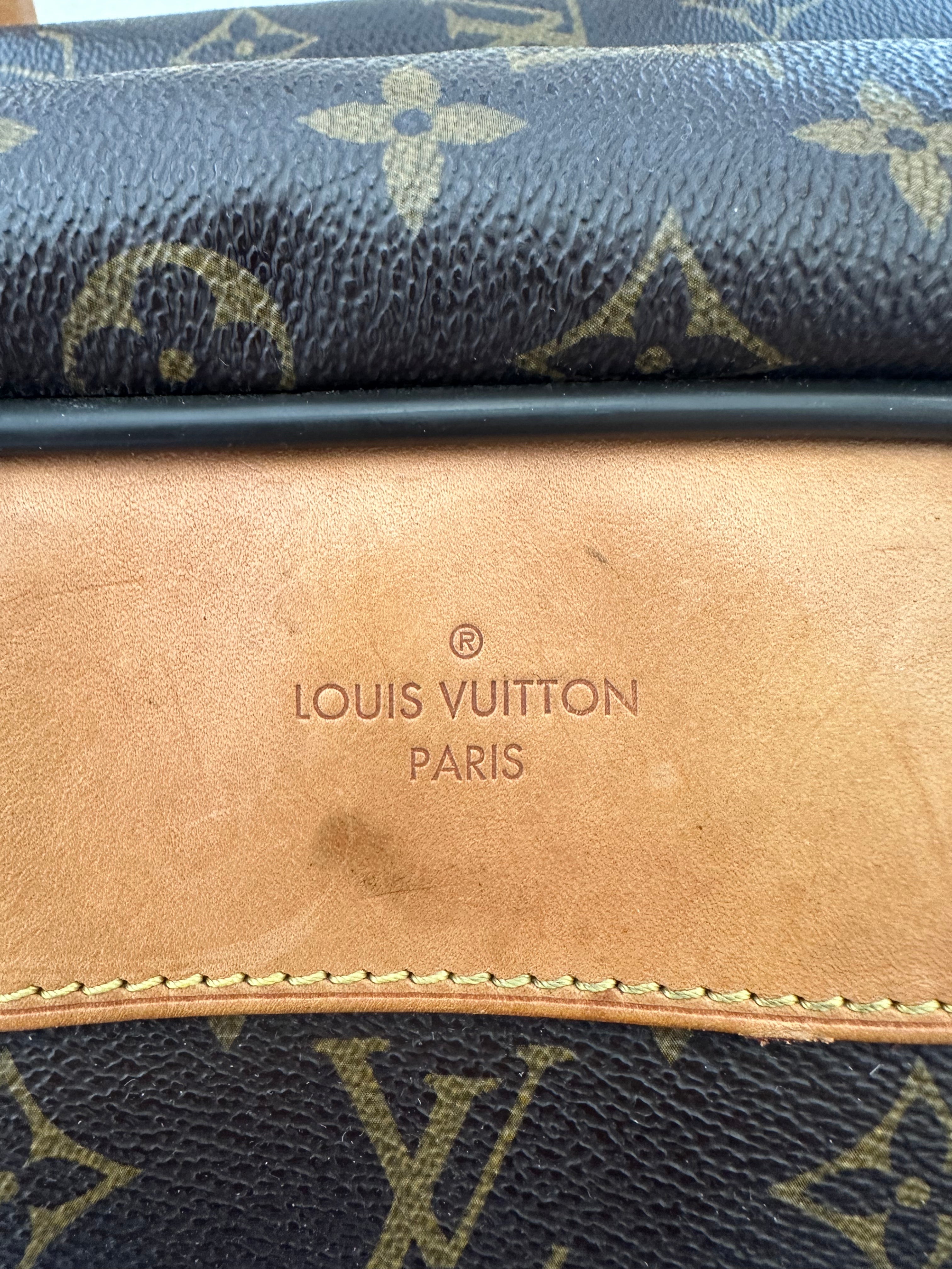 Louis Vuitton Eole 60 Rolling Luggage