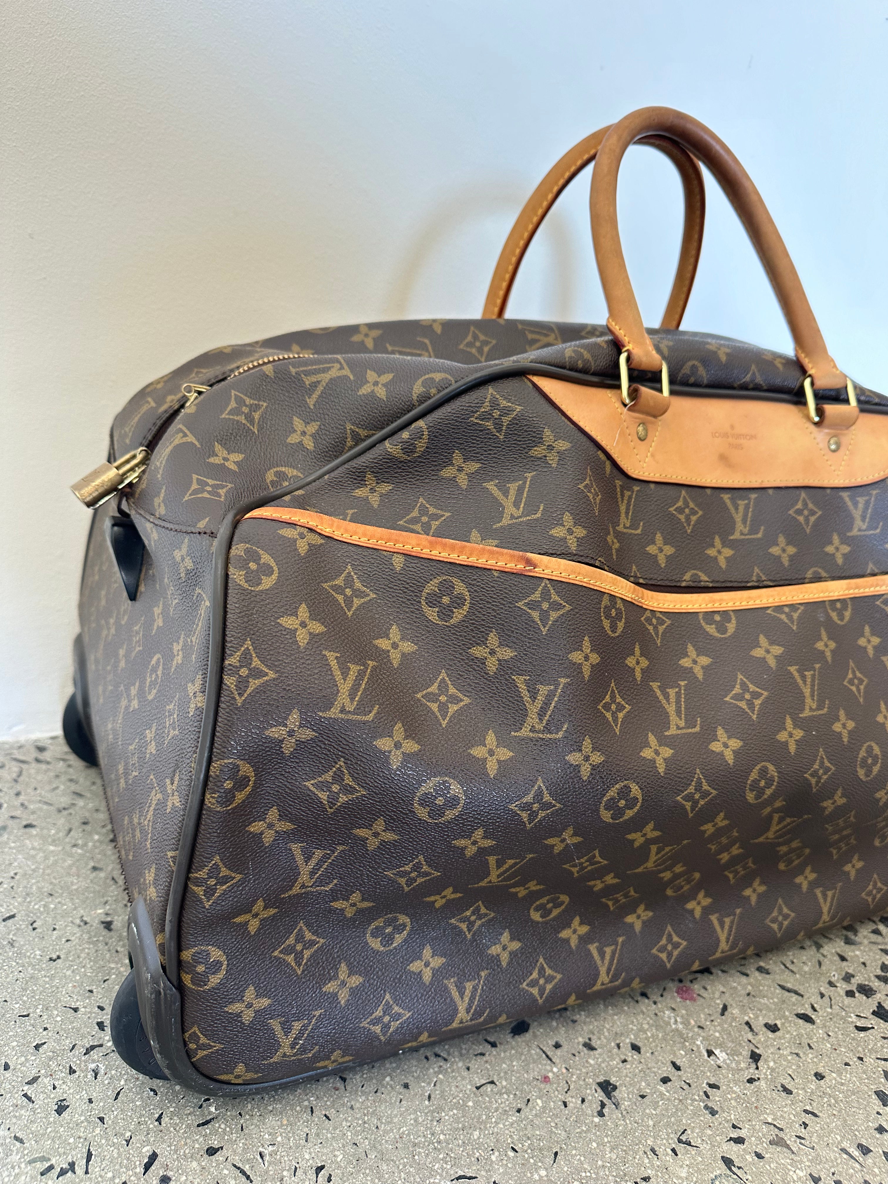 Louis Vuitton Eole 60 Rolling Luggage