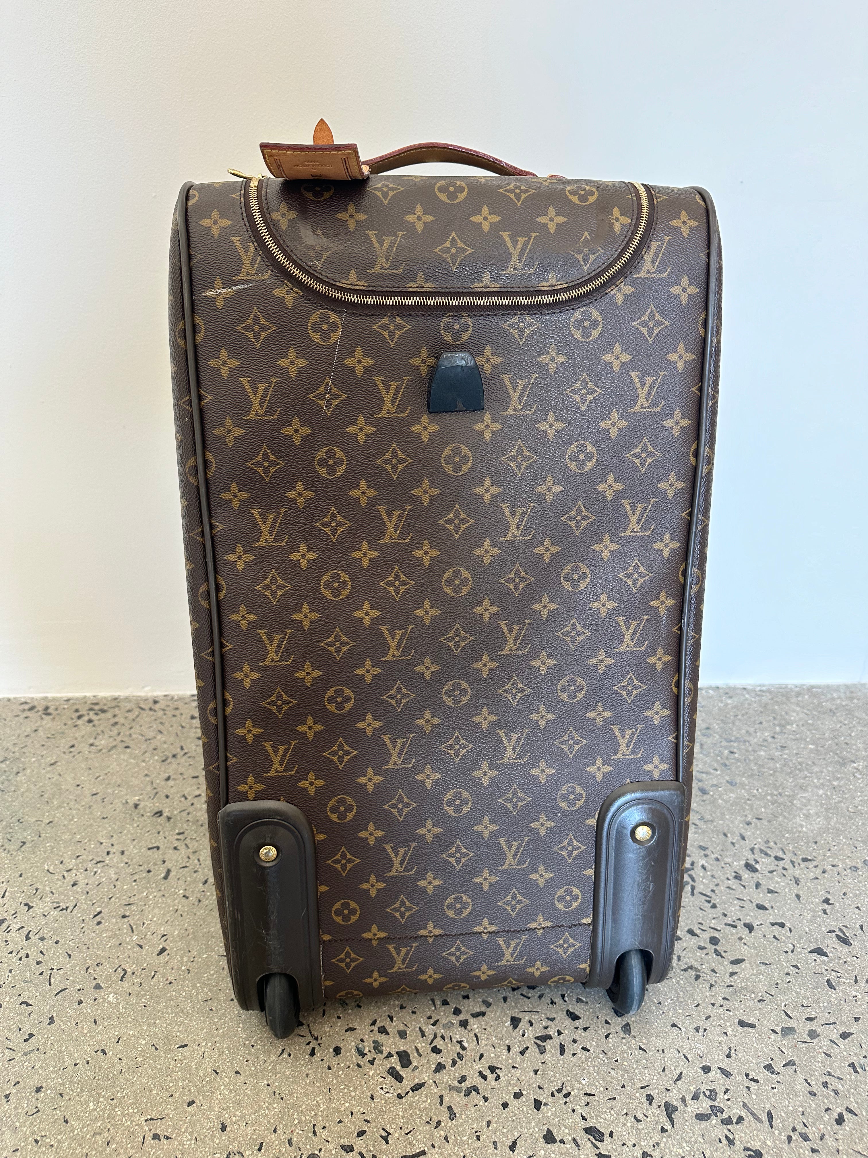 Louis Vuitton Eole 60 Rolling Luggage