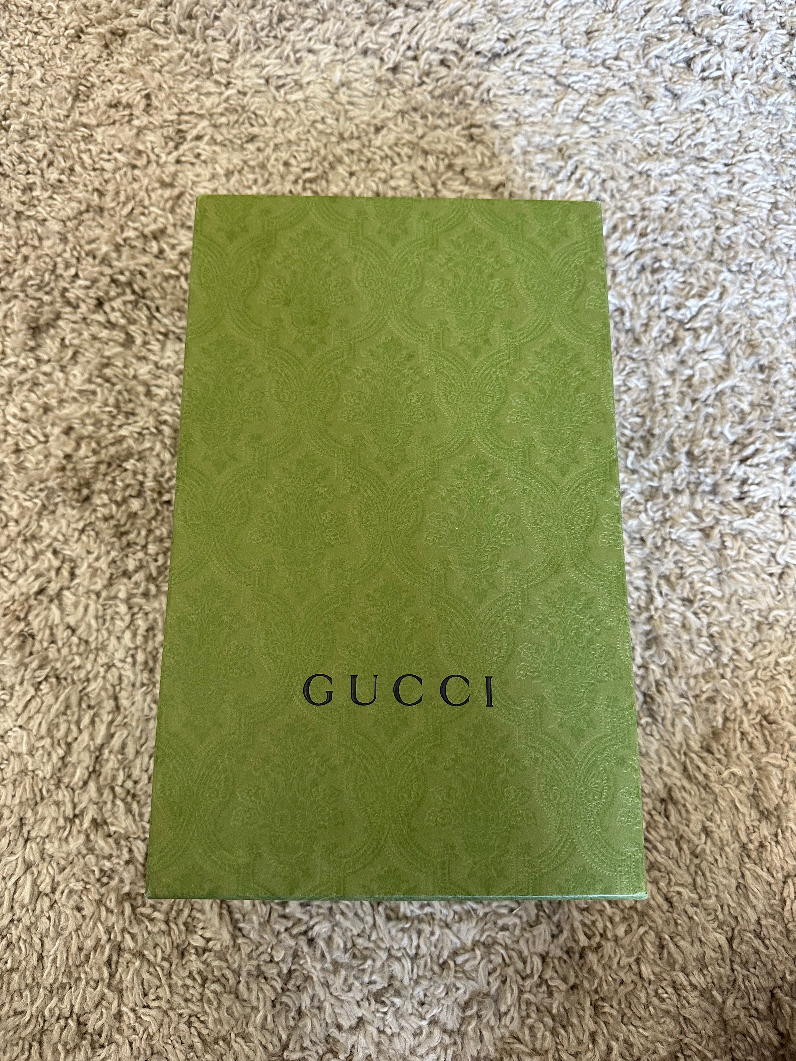 Gucci Ace Sneakers (EU37.5)