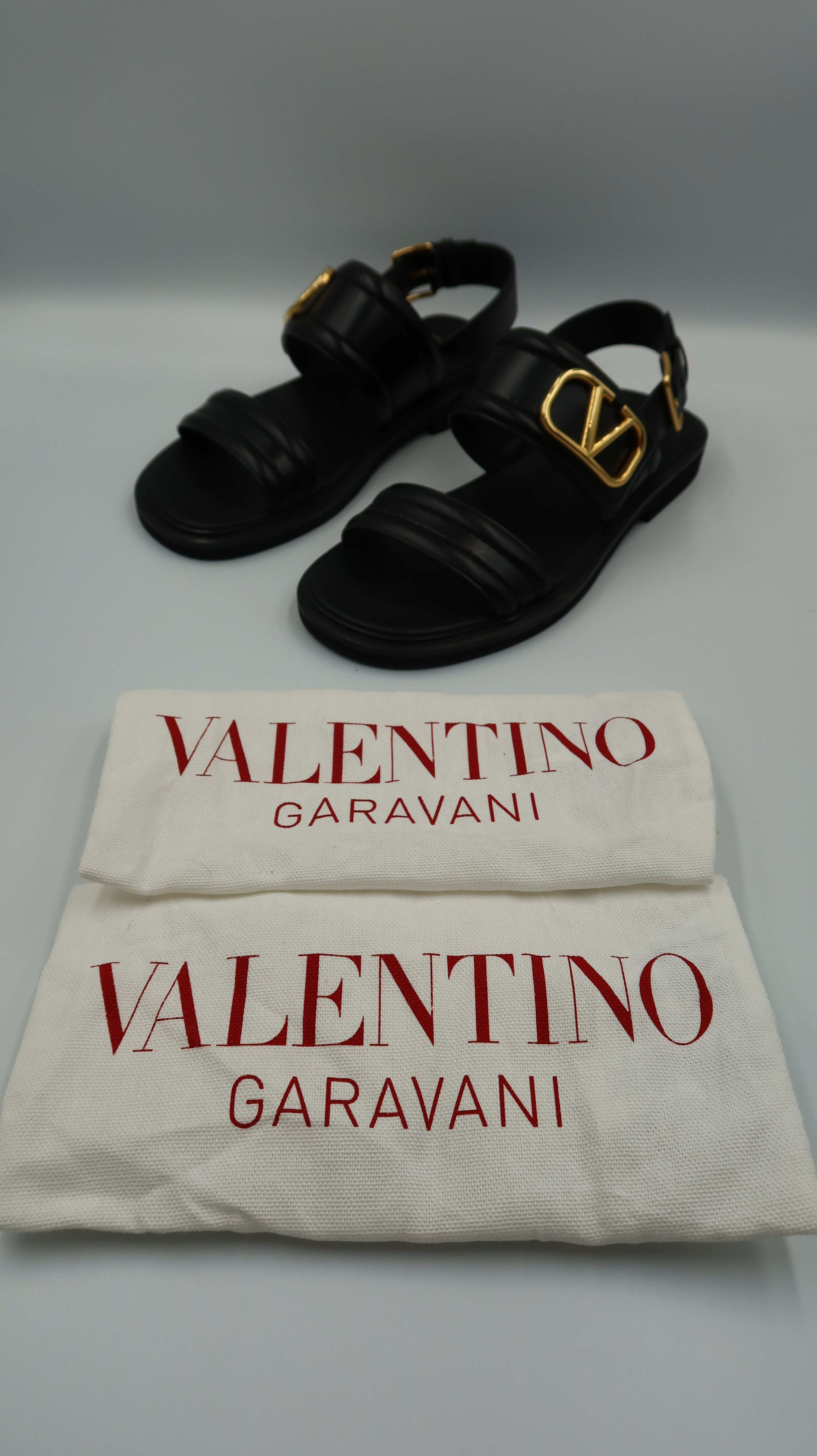 Valentino Slides (EU35)