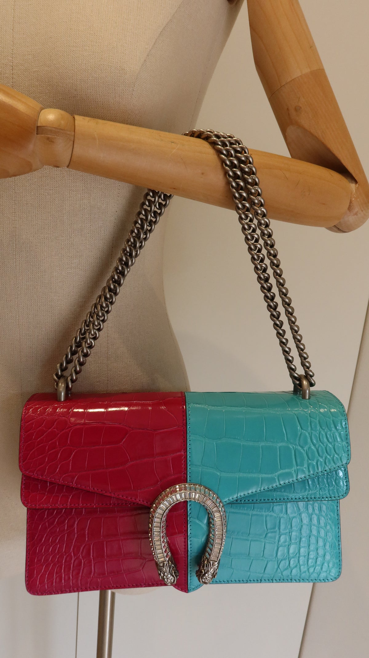 Gucci Dionysus Shoulder Bag