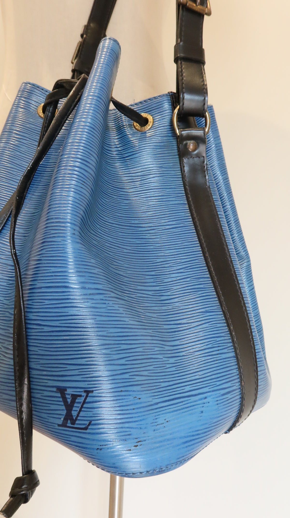 Louis Vuitton Vintage Noé Bucket Bag