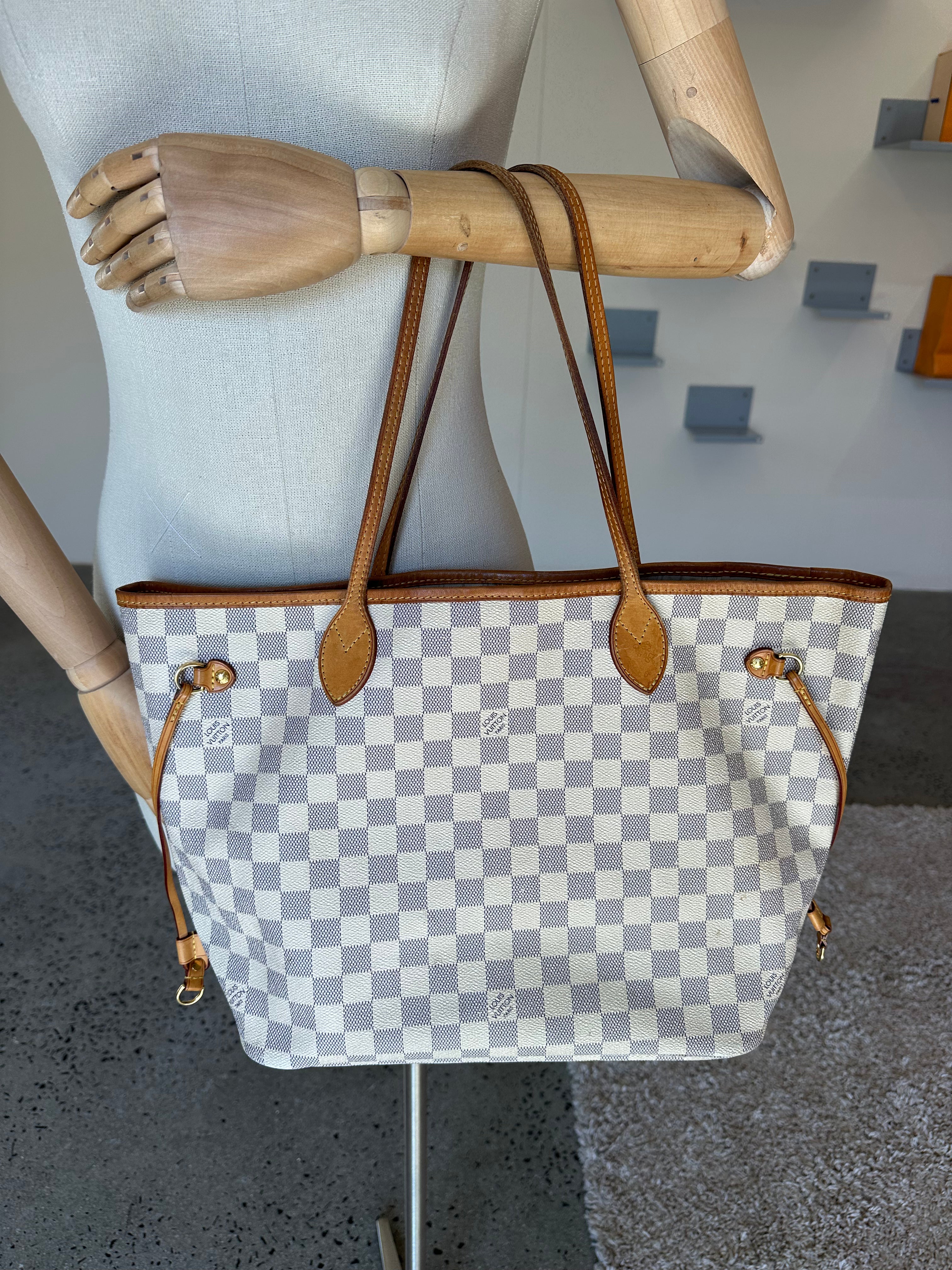 Louis Vuitton Neverfull MM