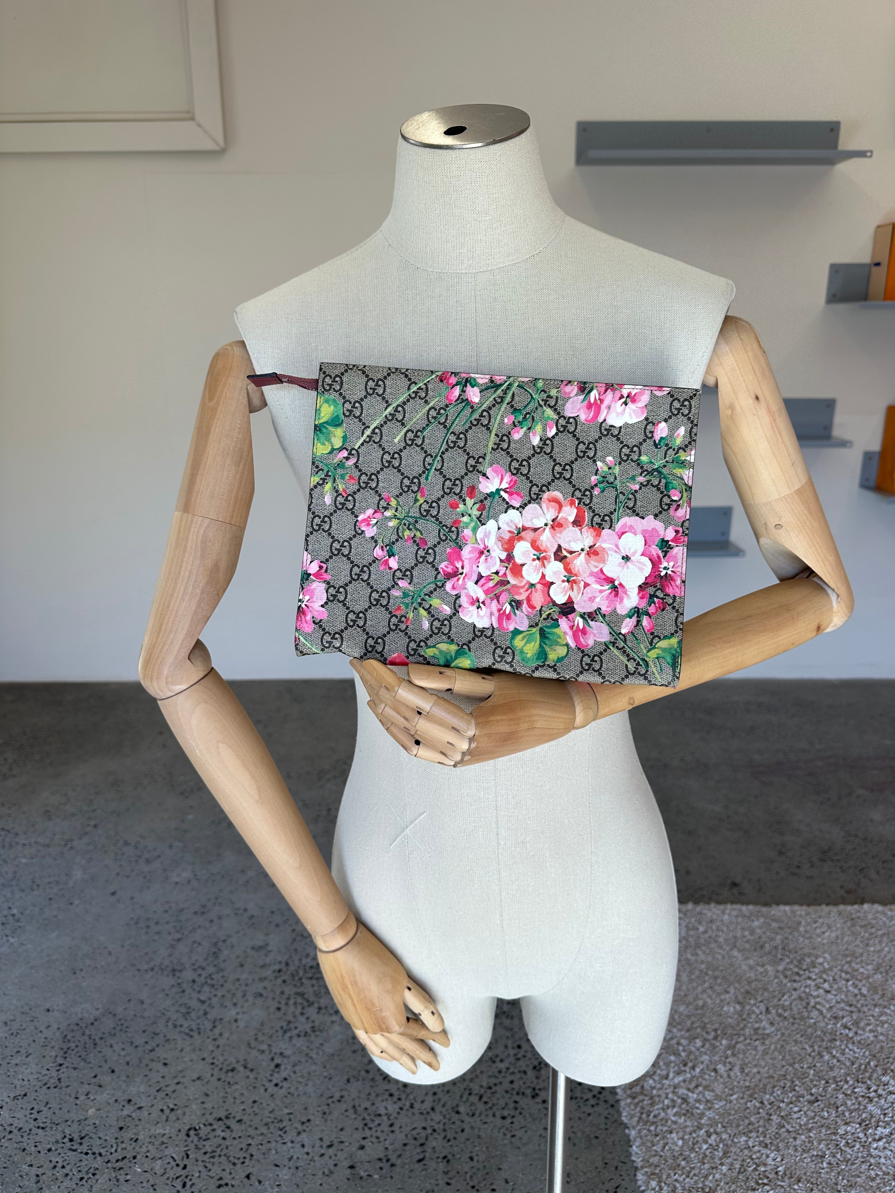 Gucci Blooms Clutch