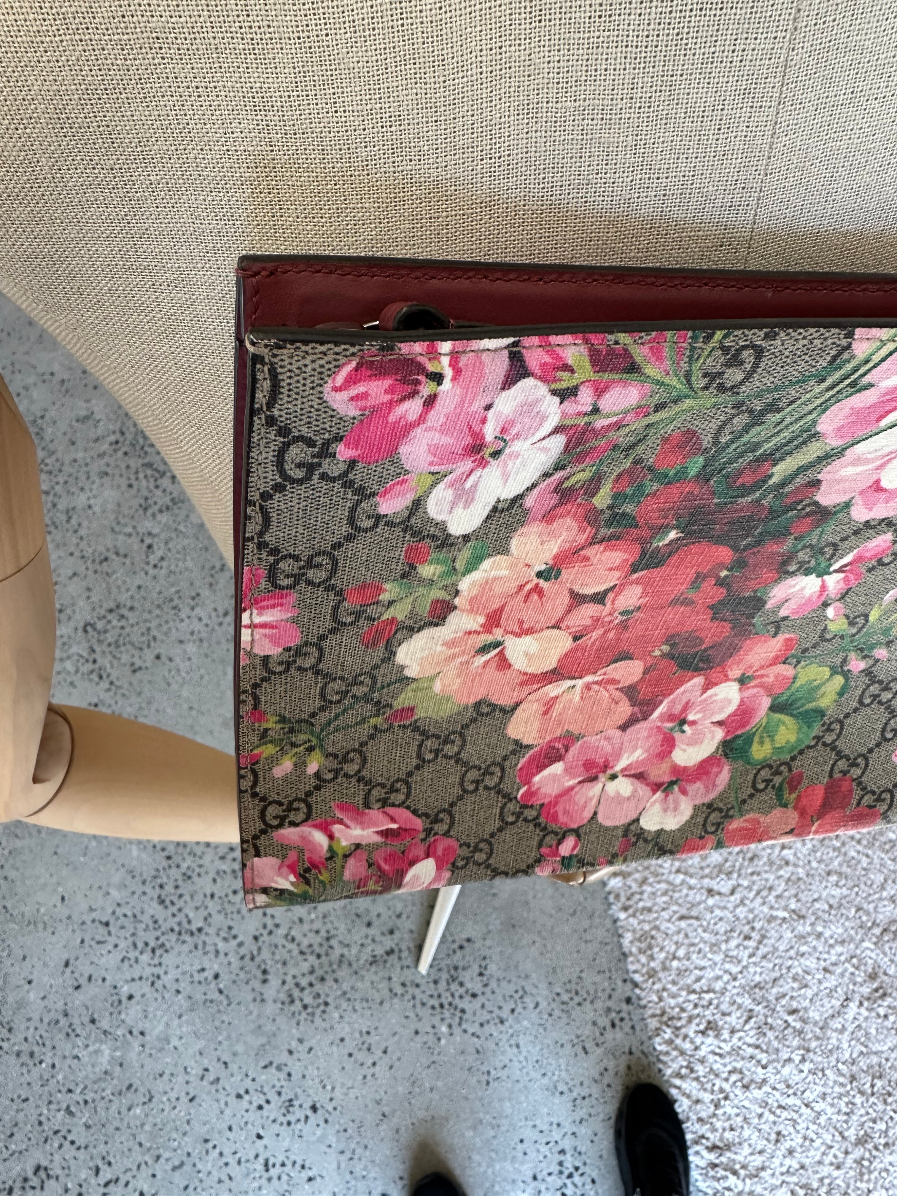 Gucci Blooms Clutch